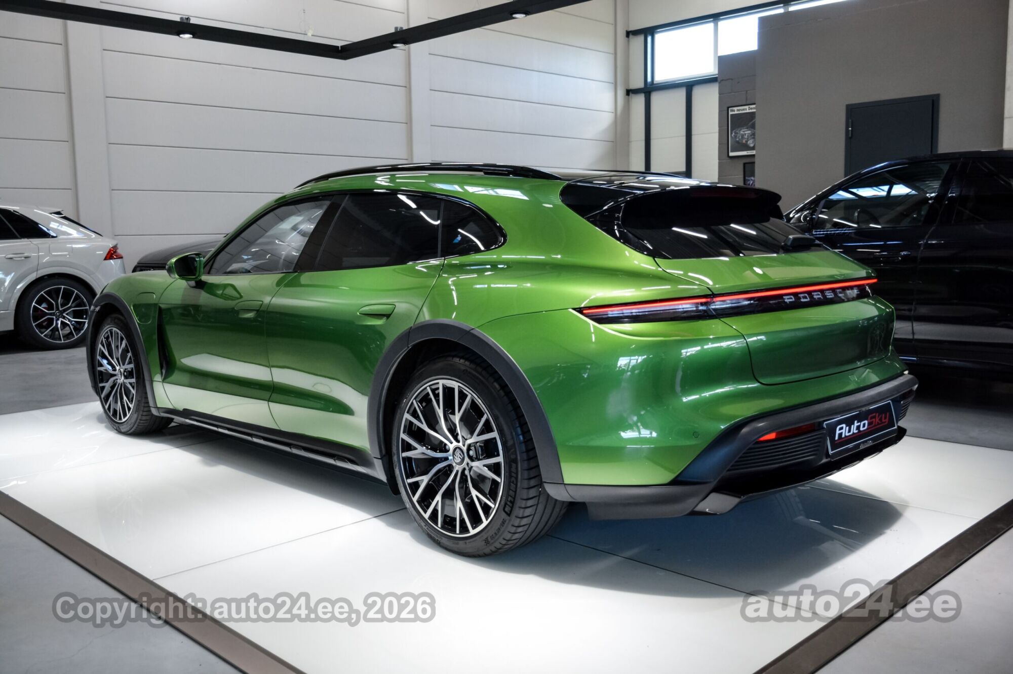 Porsche Taycan 2022, kuva 6/10