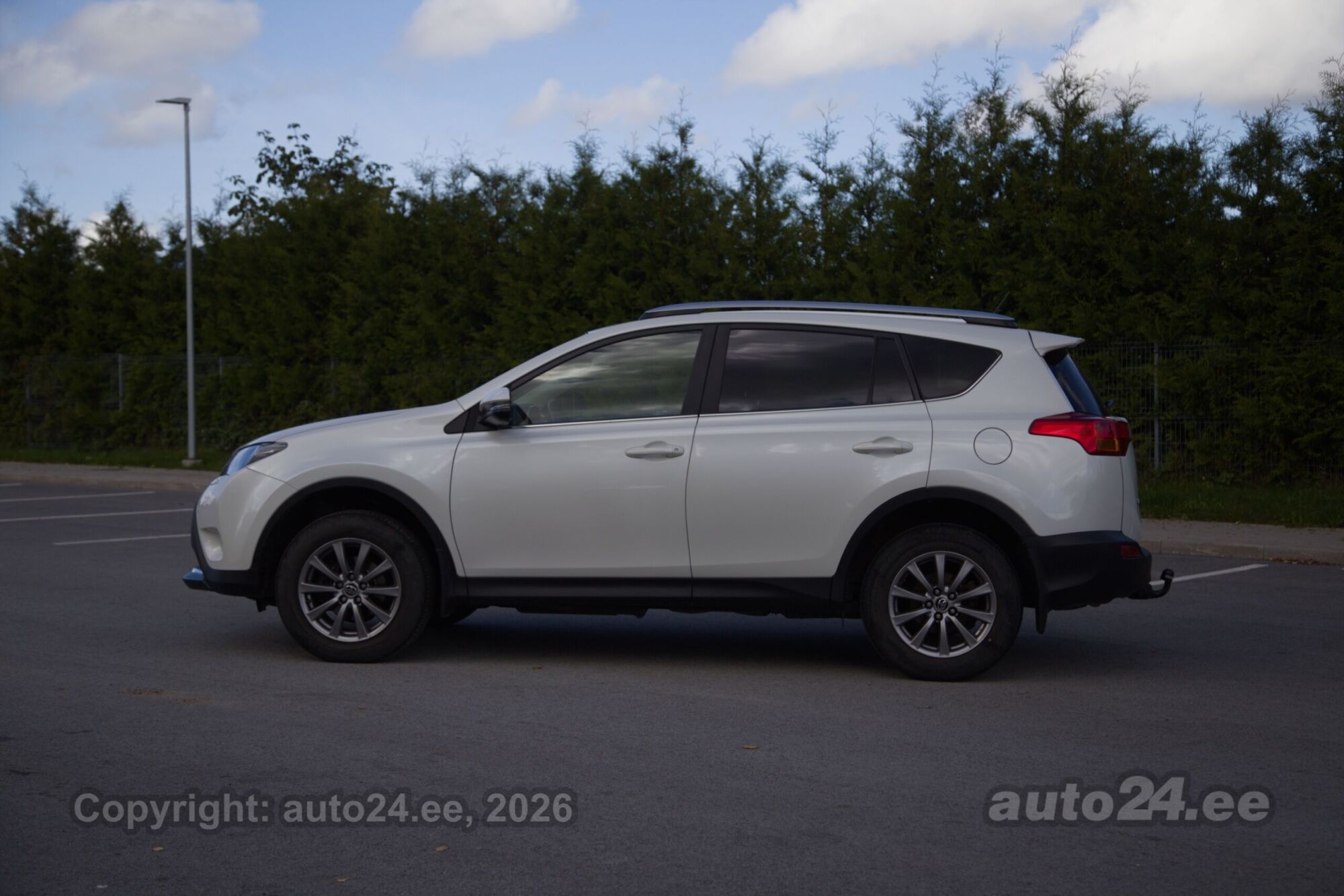 Toyota RAV4 - 5