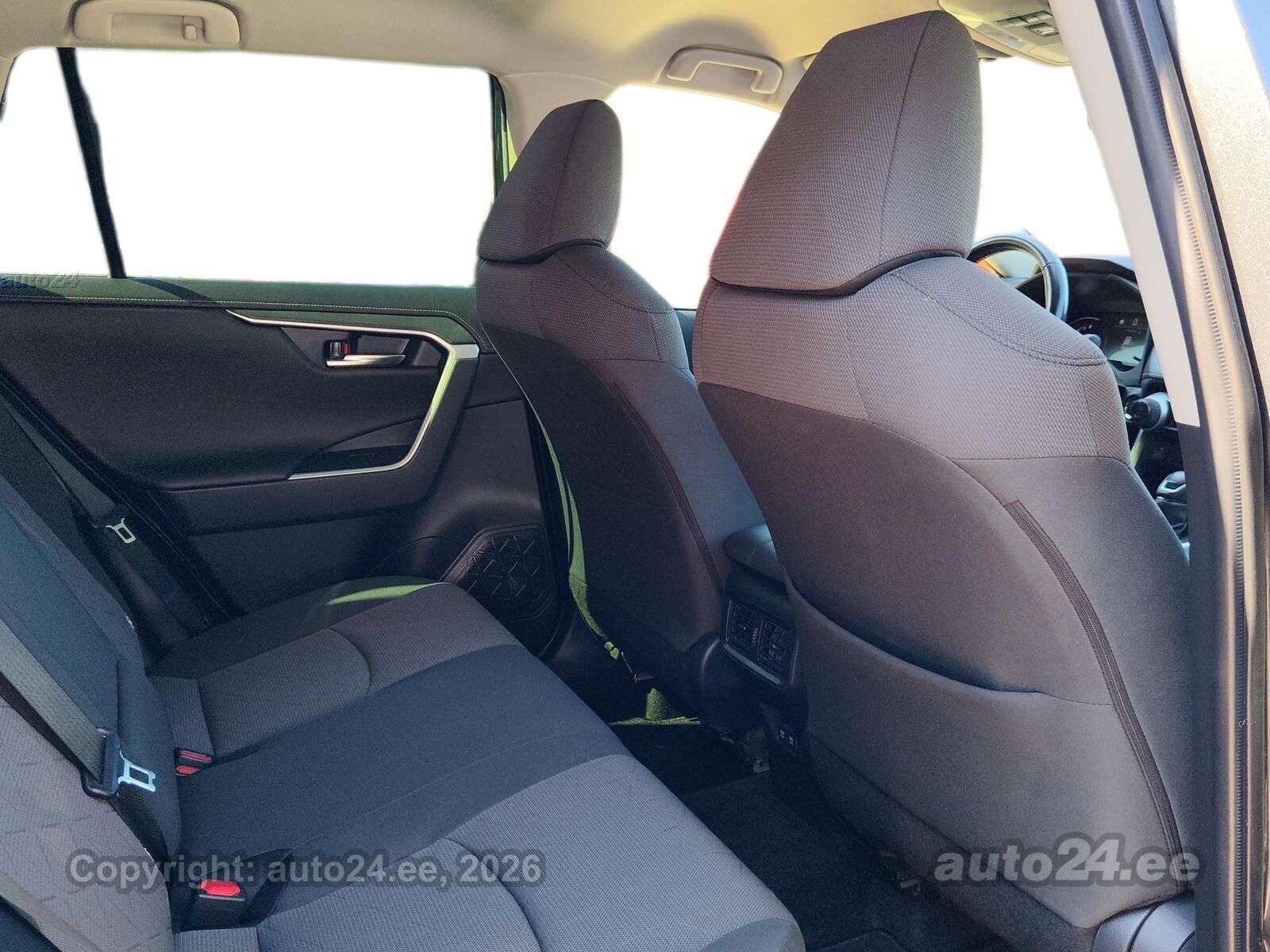Toyota RAV4 - 7