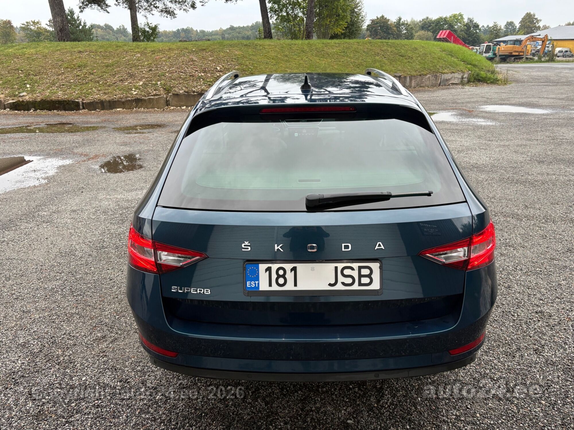 Škoda Superb - 8