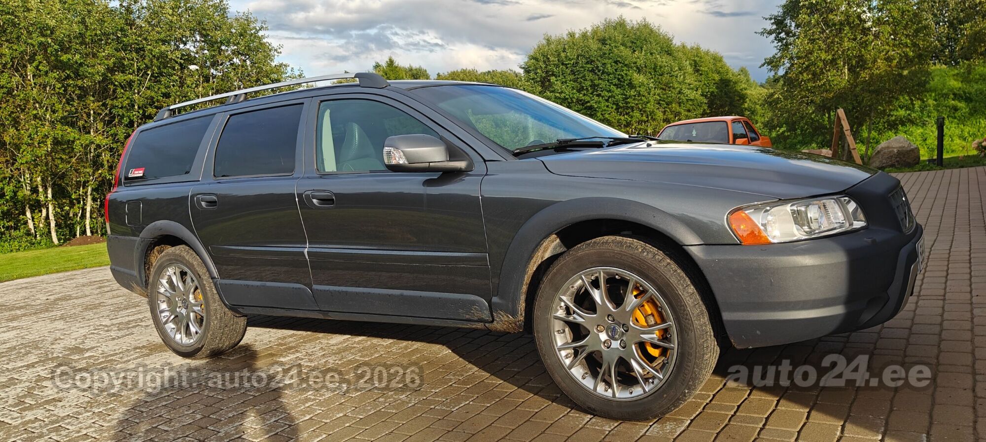 Volvo XC70 2.4 D5244T4 136kW 2007, kuva 5/10