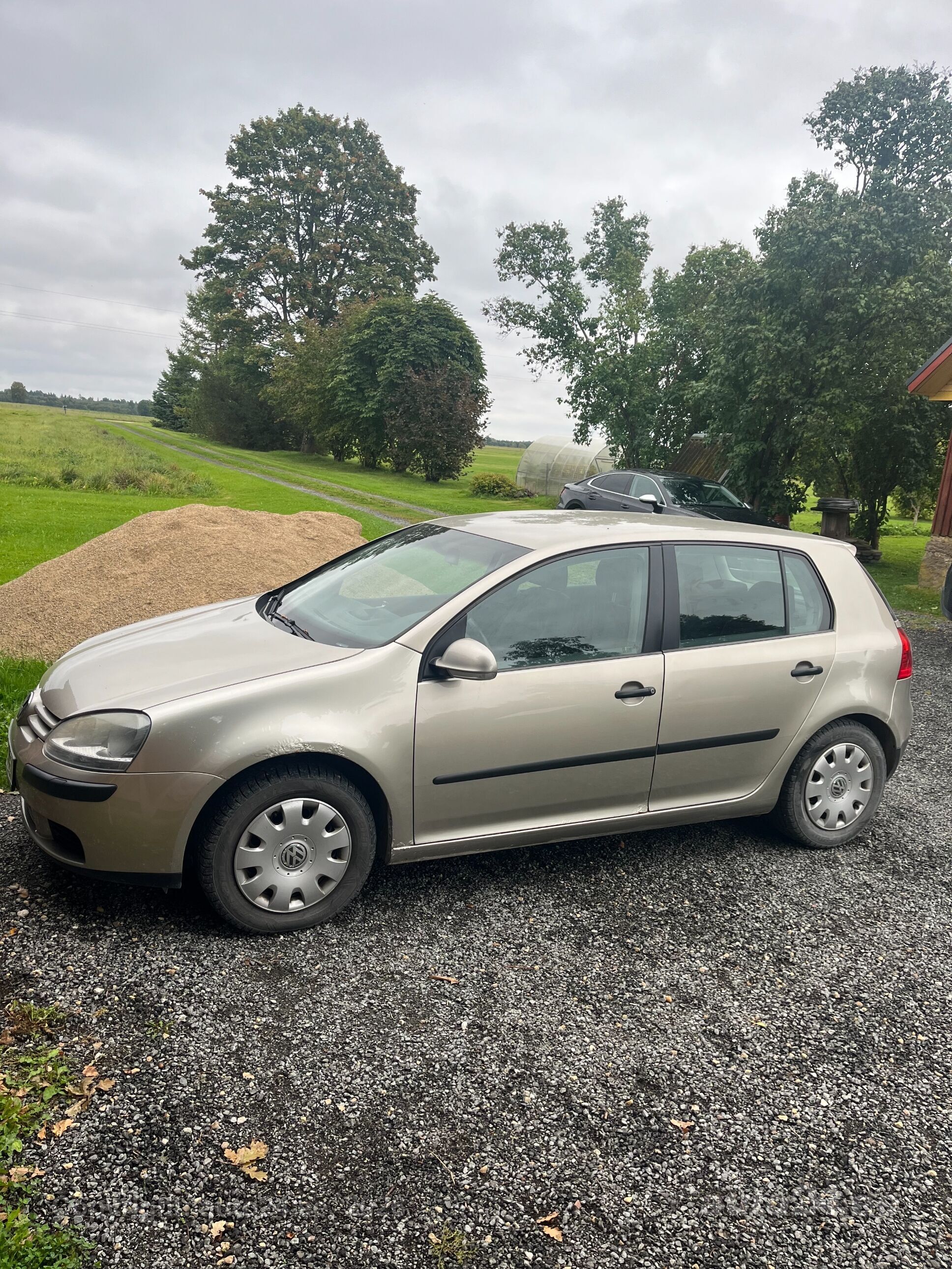 Volkswagen Golf - 3