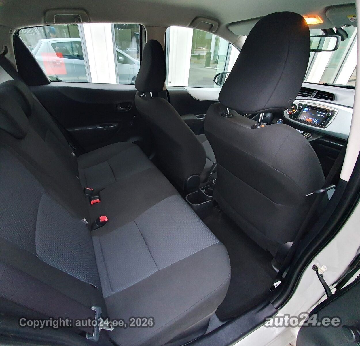 Toyota Yaris 1.5 55kW 2013, photo 5/10