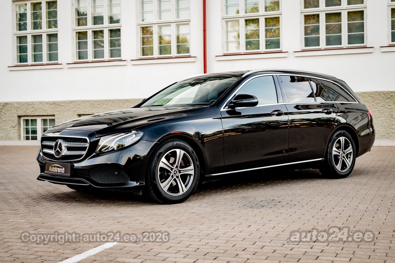 Mercedes-Benz E 220 - 2