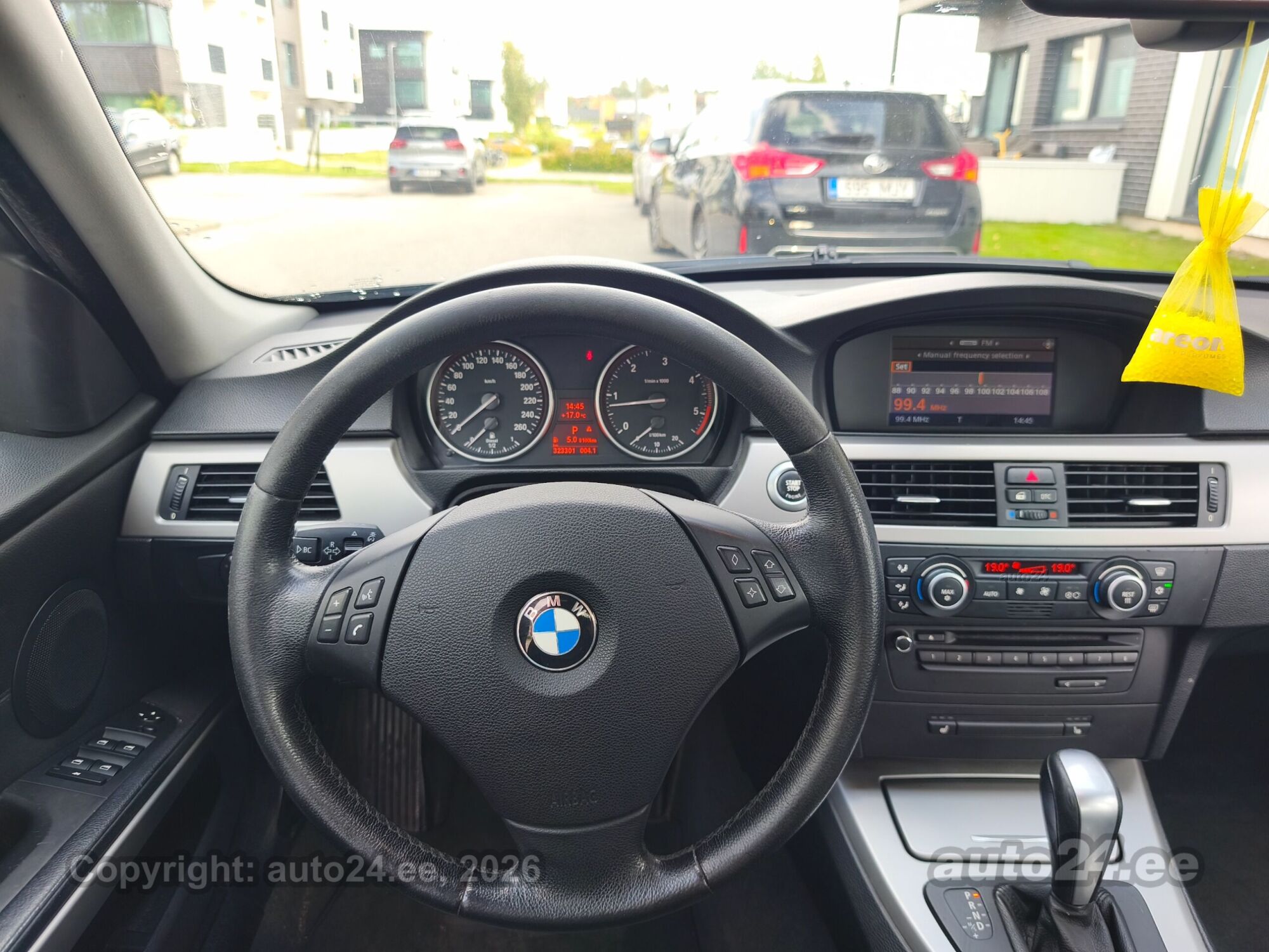 BMW 320 - 11