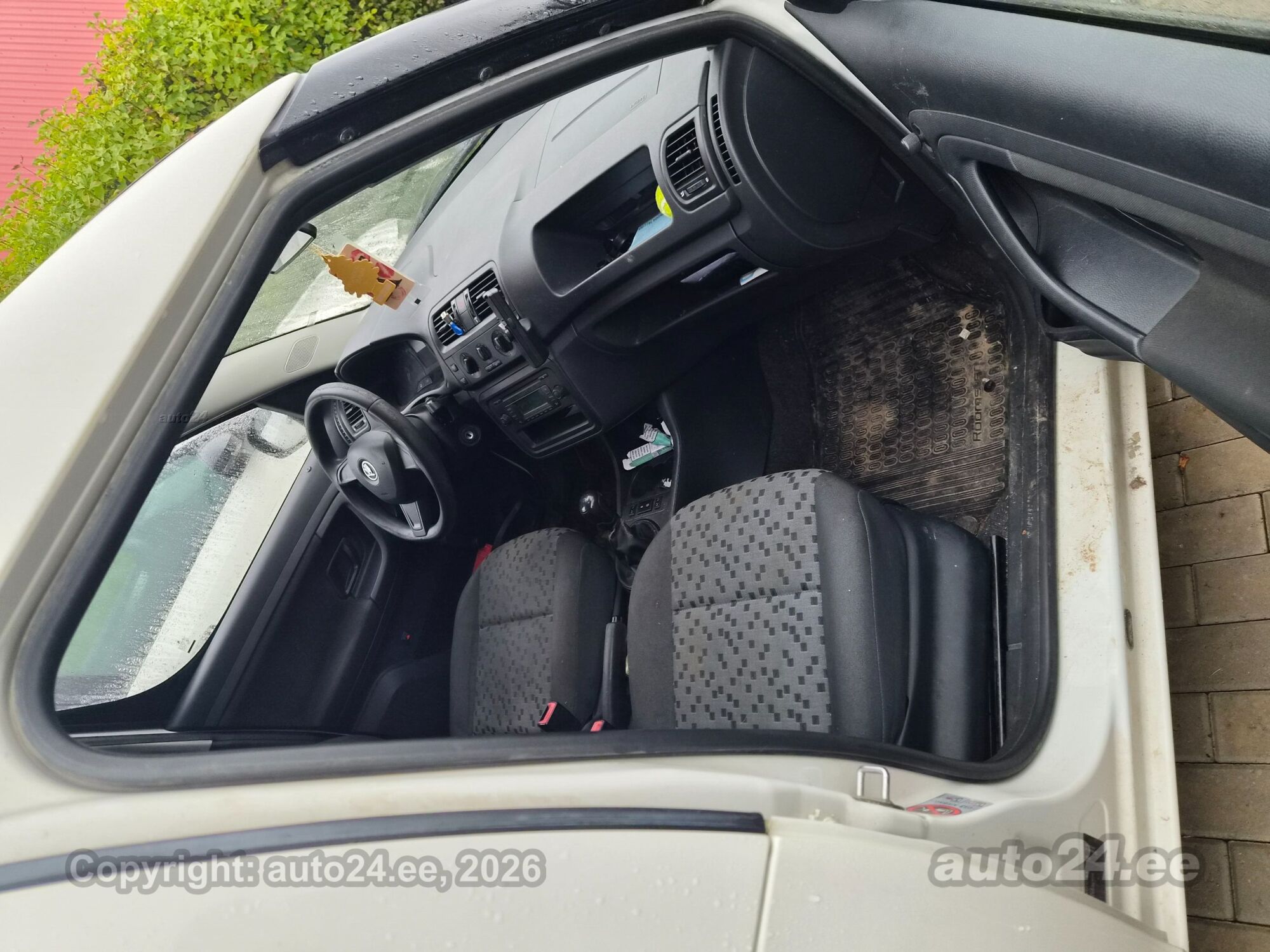Skoda Praktik 2014 — interior