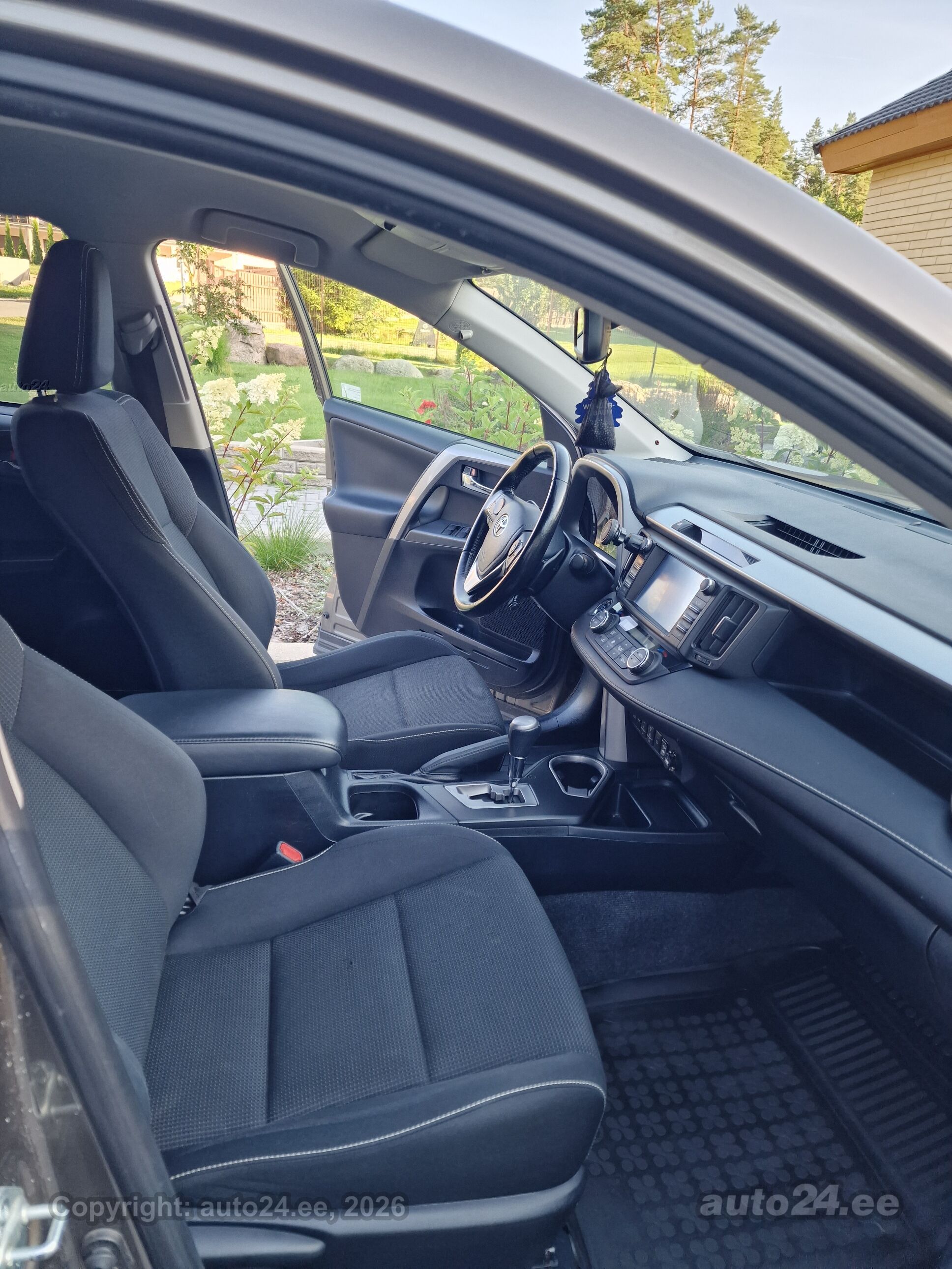 Toyota RAV4 - 5