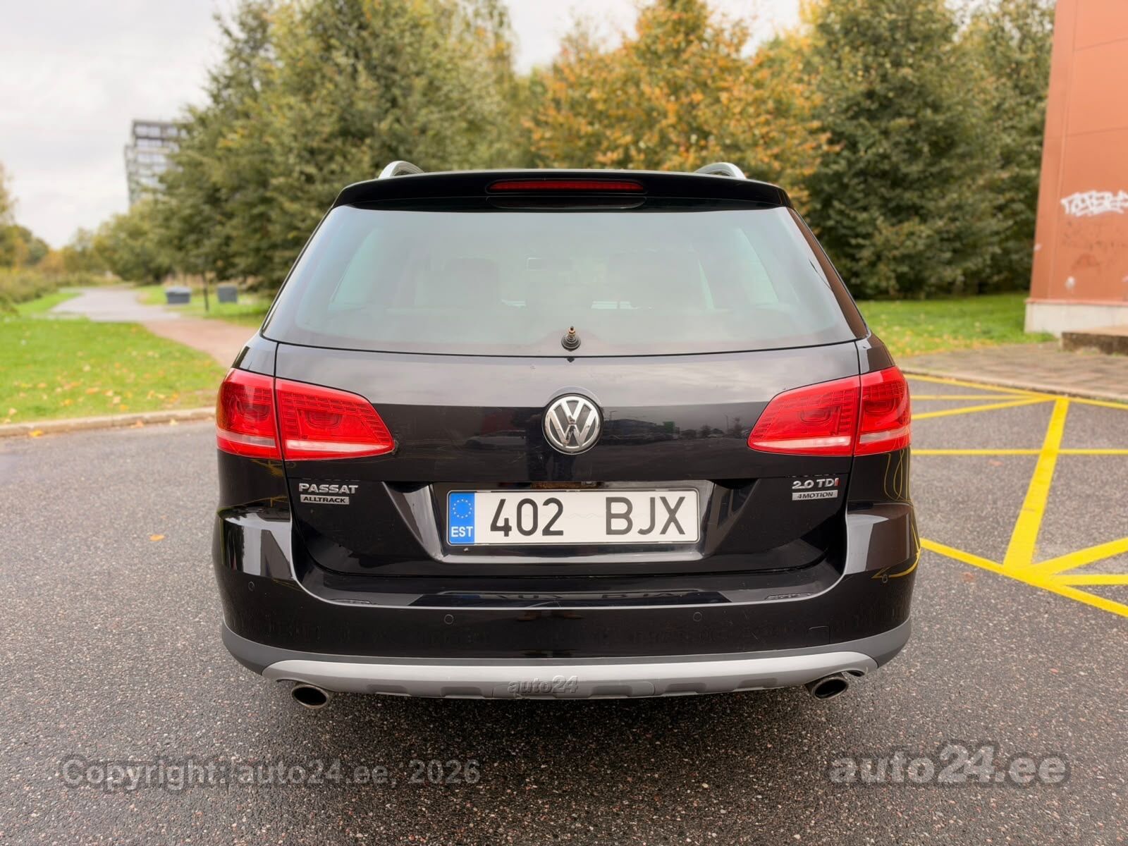 Volkswagen Passat 2013 — engine 1968 cm³ (130 kW)