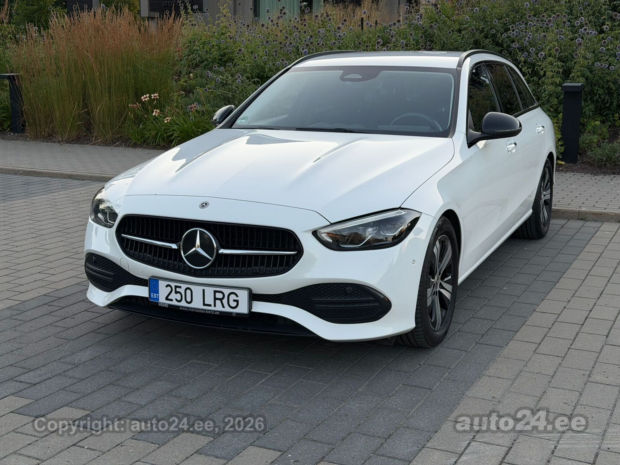 Mercedes-Benz C-sarja 2021, kuva 2/10