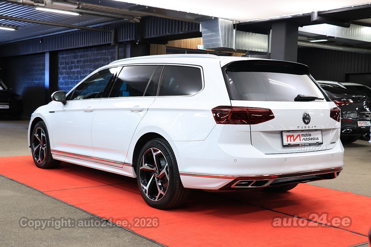 Volkswagen Passat 2022, photo 4/10