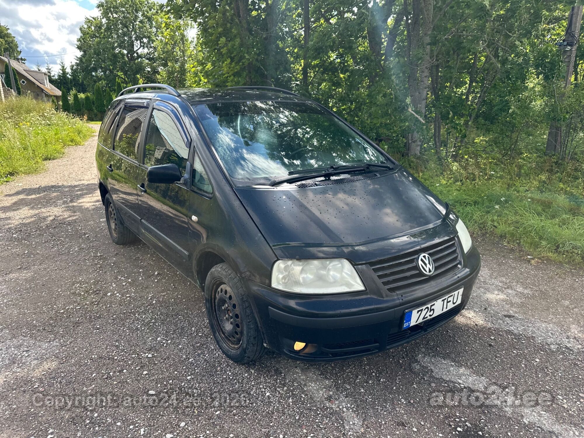 Volkswagen Sharan 1.9 85kW 2002, kuva 2/5