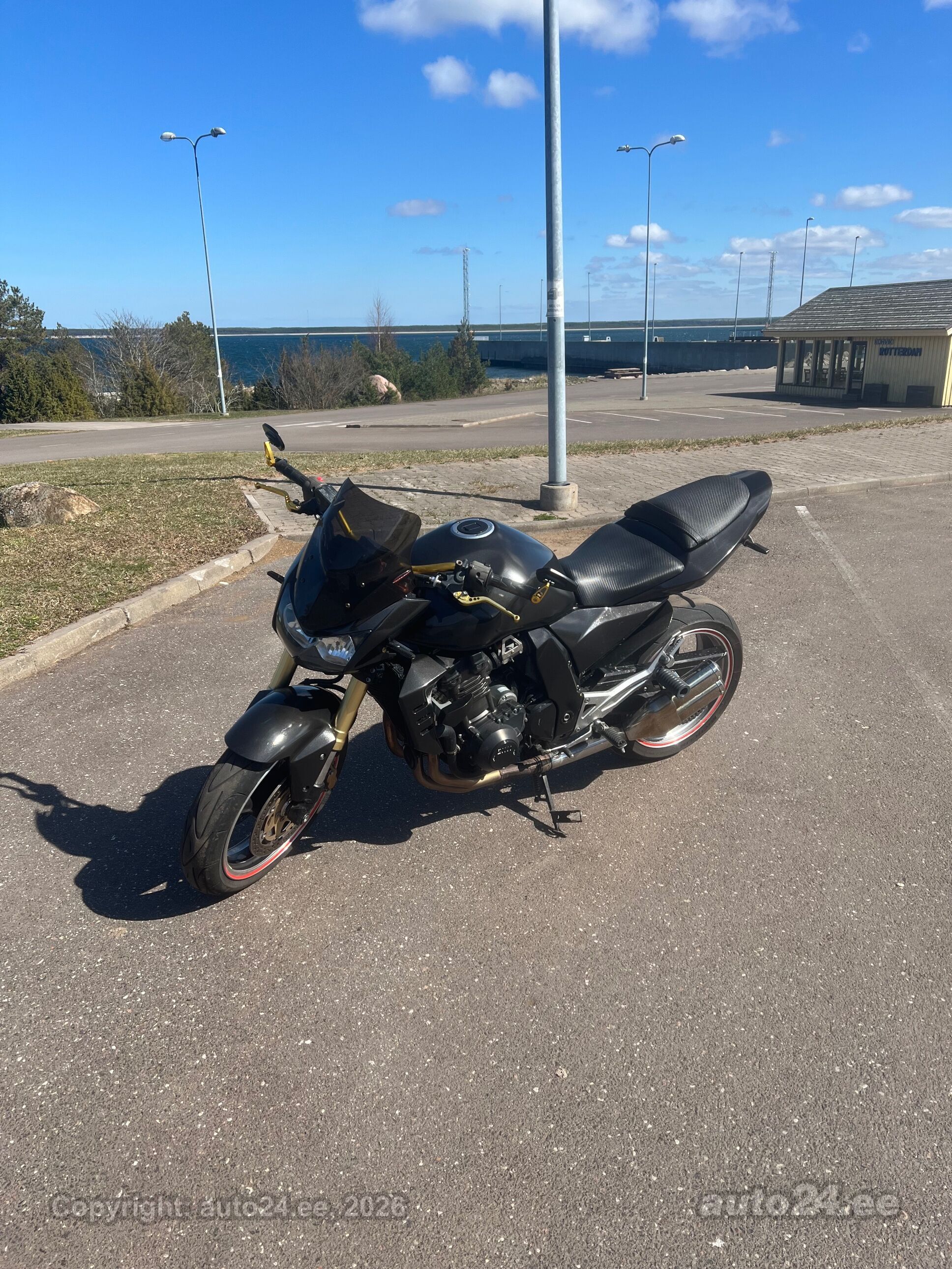 Kawasaki Z 1000 R4 93кВ - auto24.ee