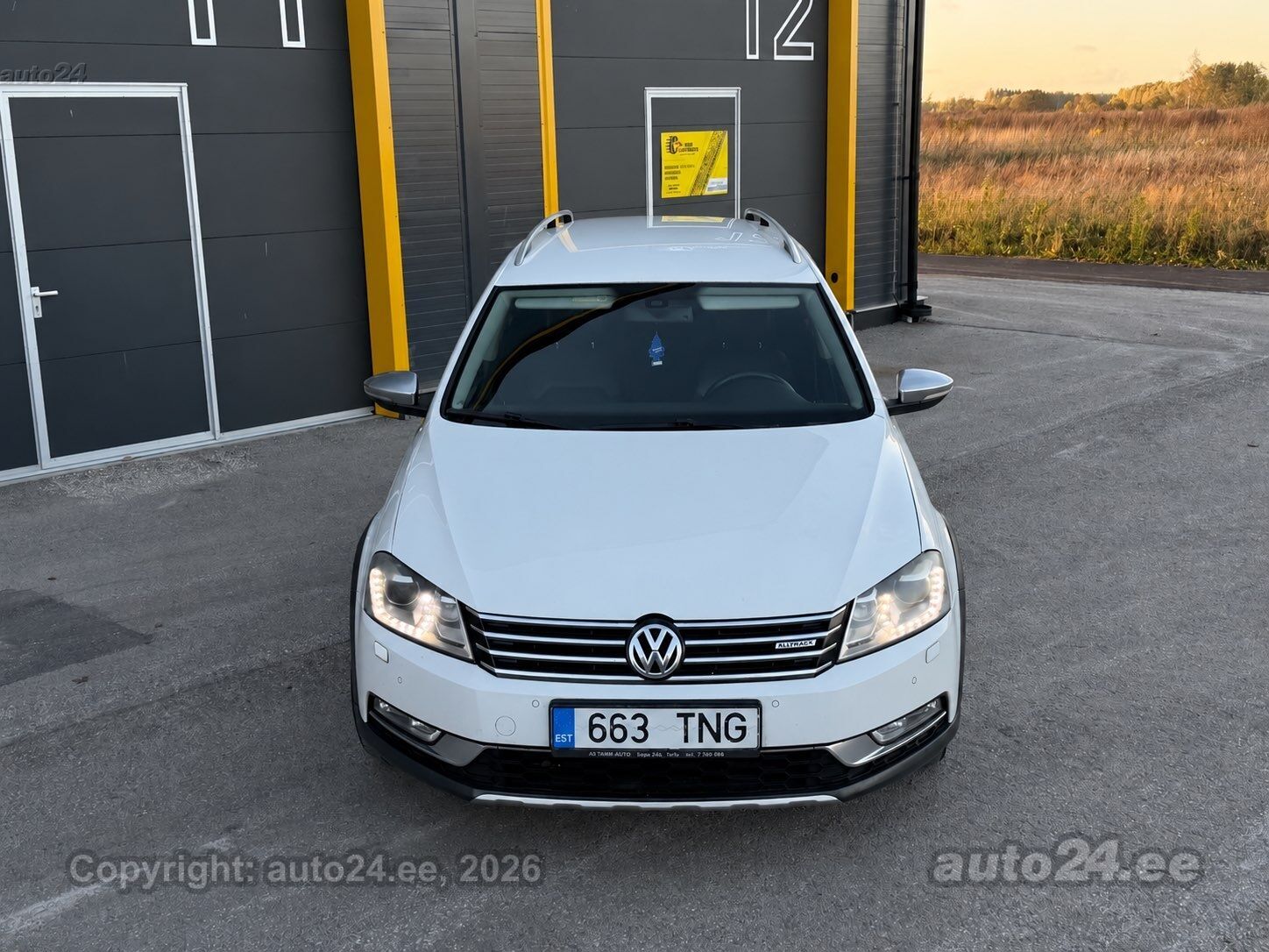 Volkswagen Passat 2014 — салон