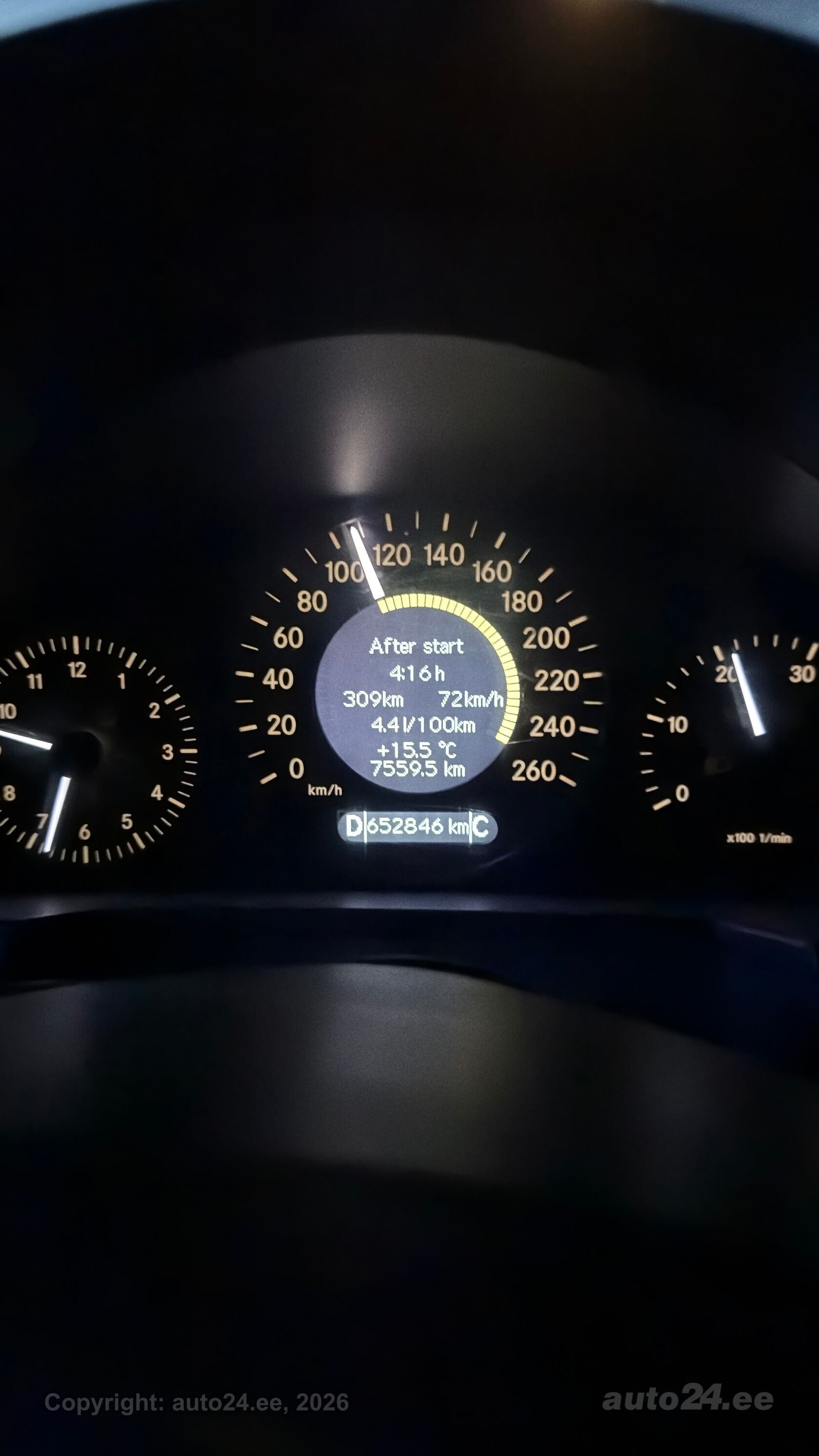 Mercedes-Benz E 200 - 9