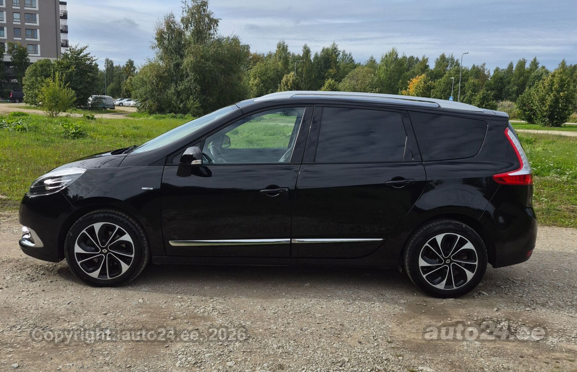 Renault Grand Scenic - 5