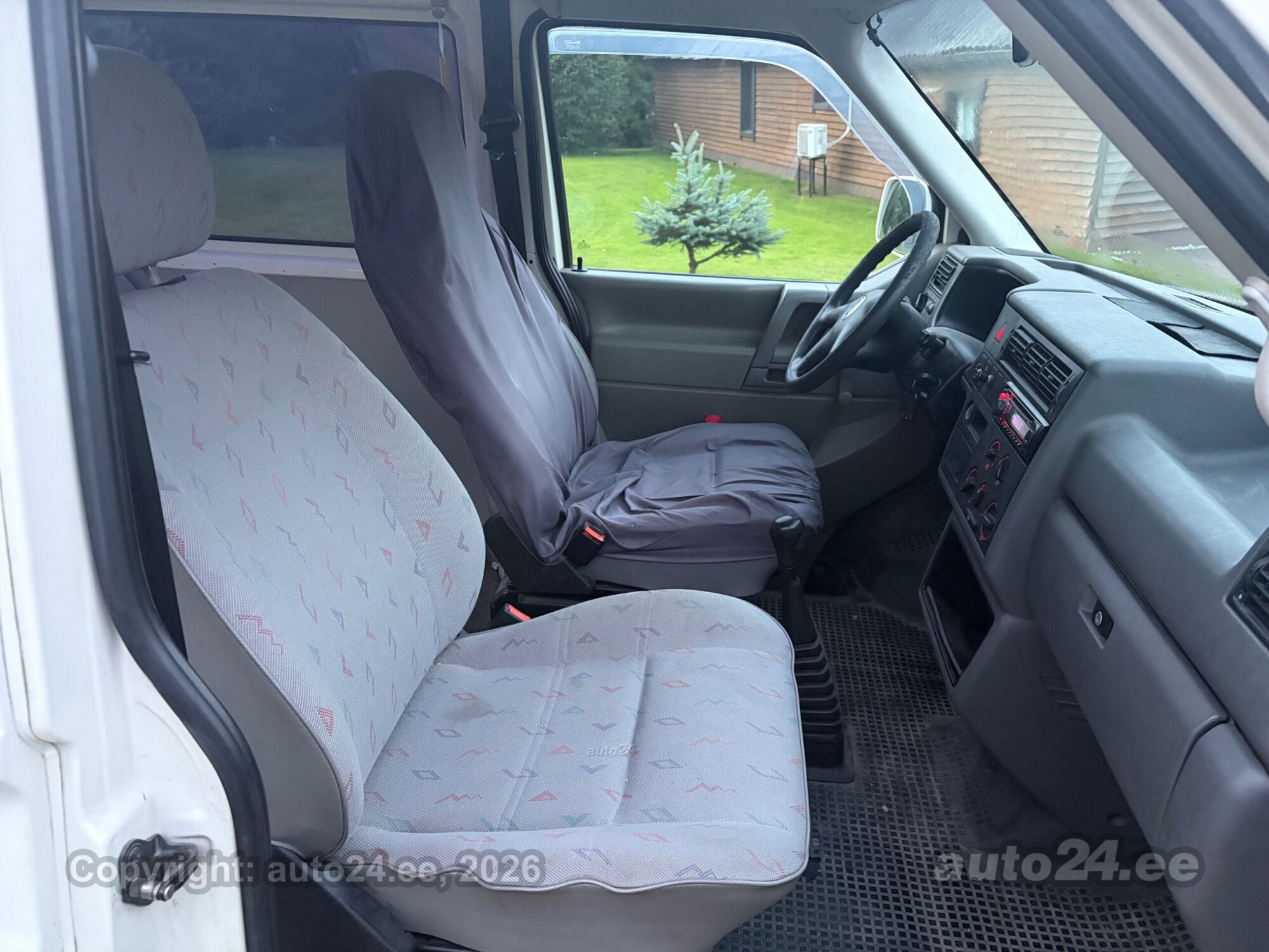 Volkswagen Transporter SYNCRO 2.5 75kW 2002, kuva 7/10