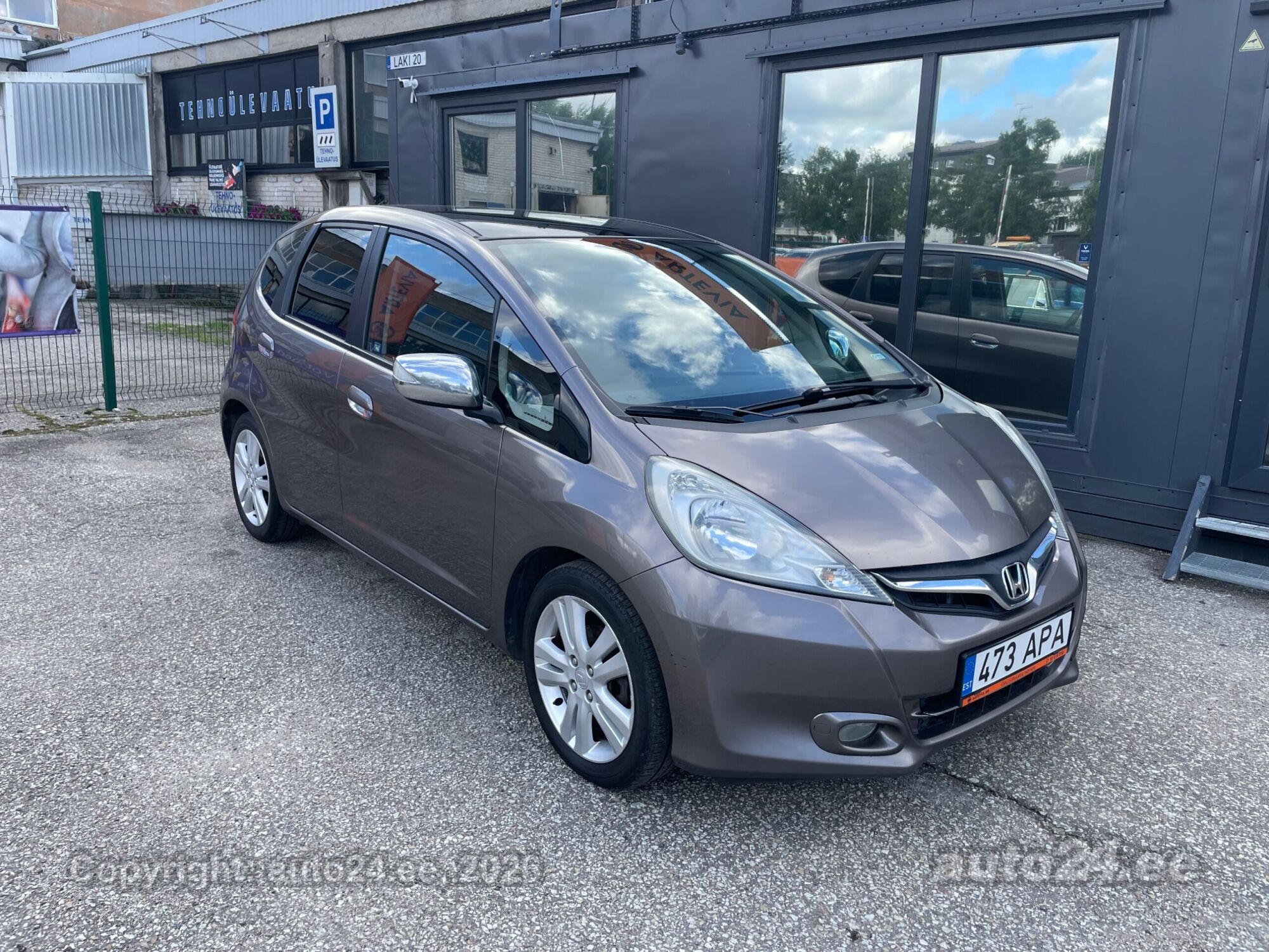 Honda Jazz ELEGANCE 1.3 73kW 2012, kuva 2/10