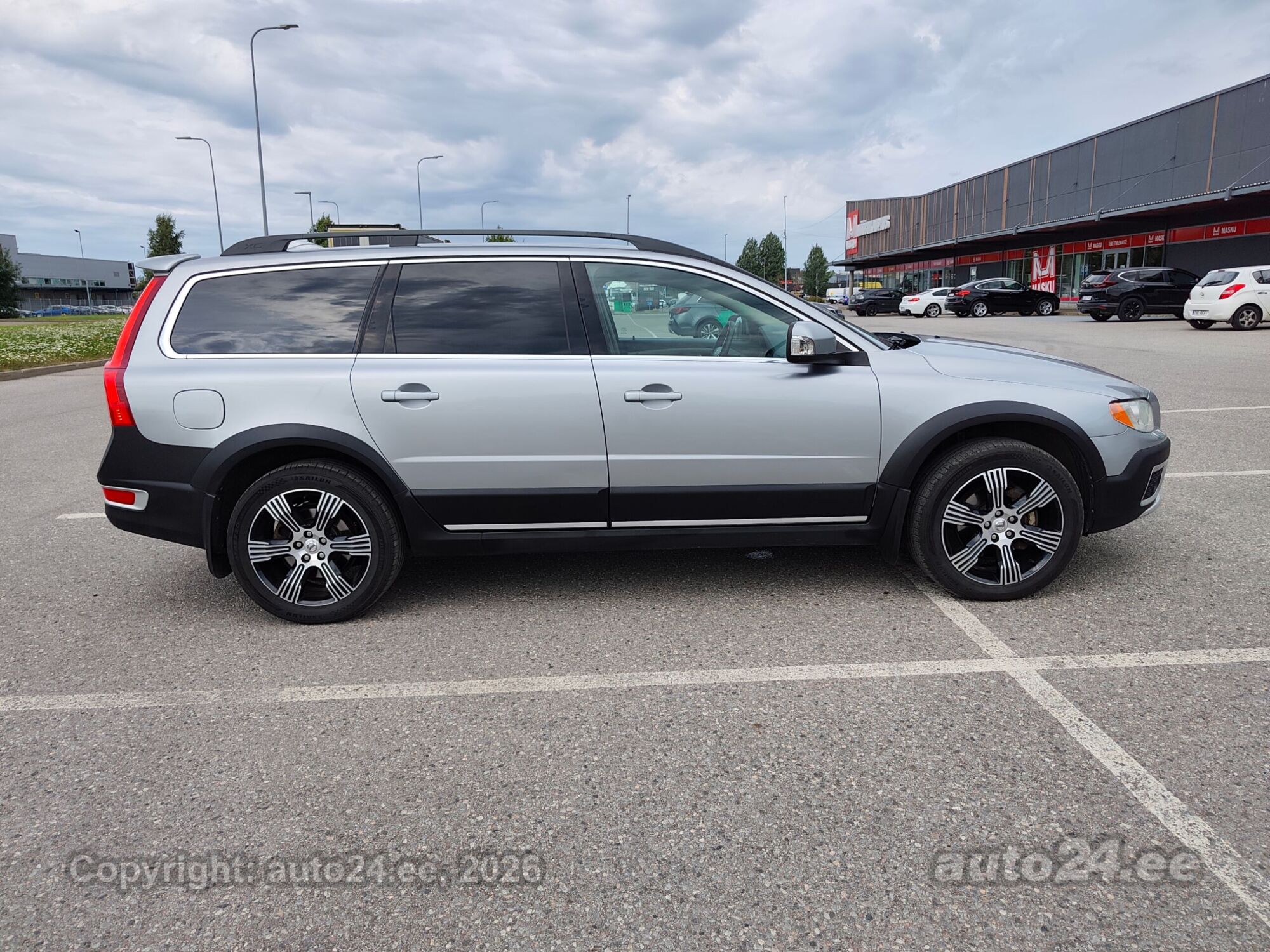 Volvo XC70 2.4 D5 136kW 2008, kuva 3/10