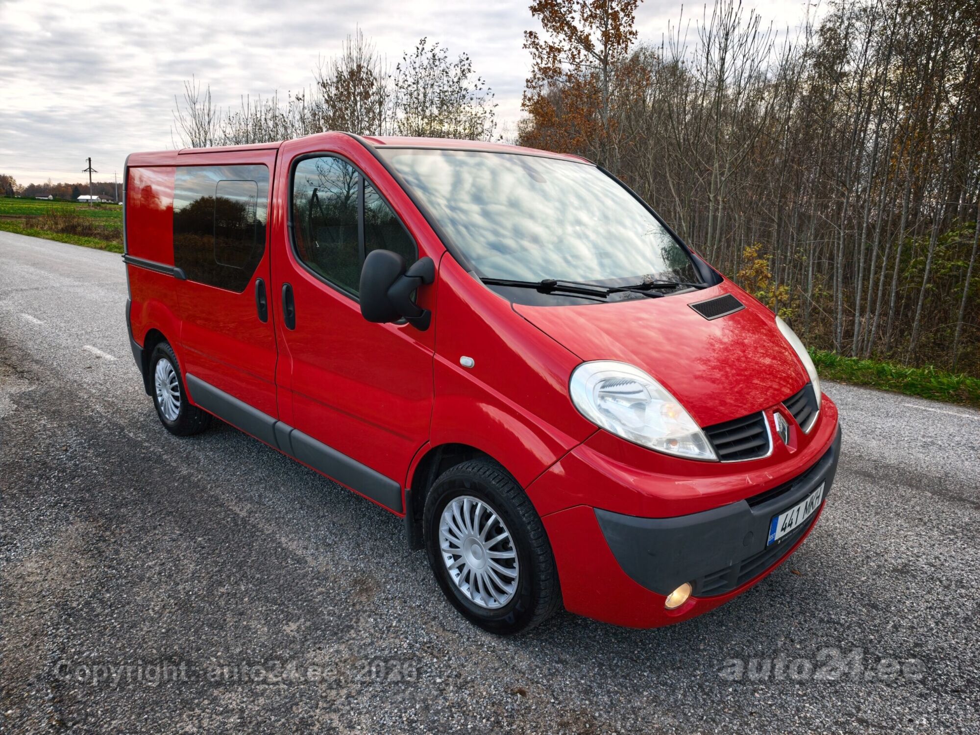 Renault Trafic 2007 — rear view
