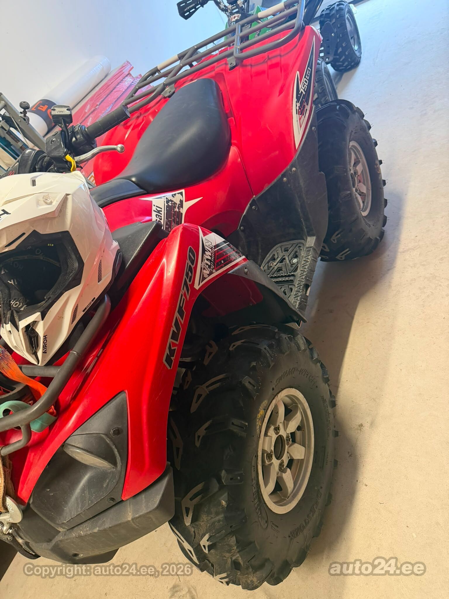 Kawasaki KVF 750 2013 — вигляд ззаду
