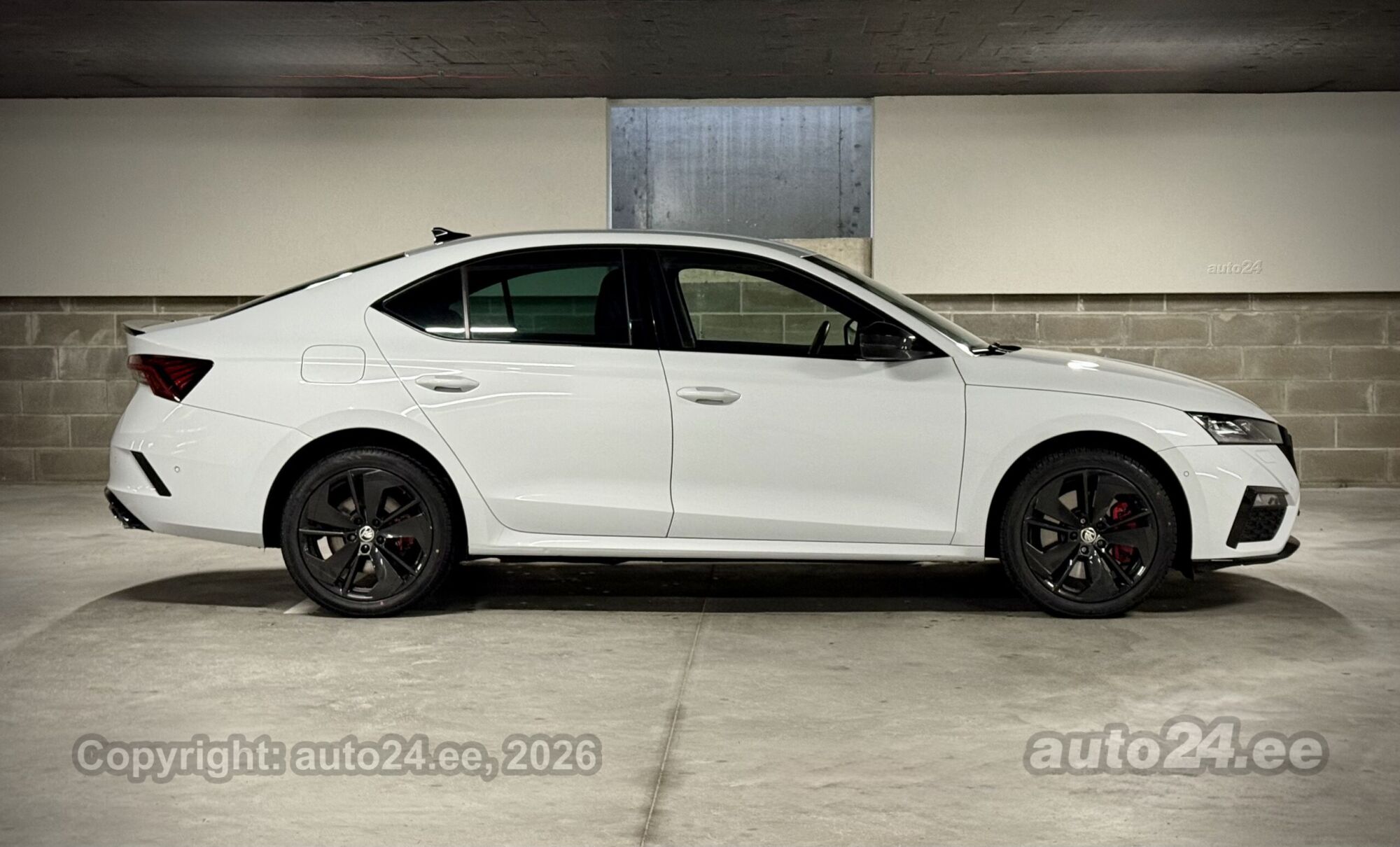 Skoda Octavia 2021, photo 2/10