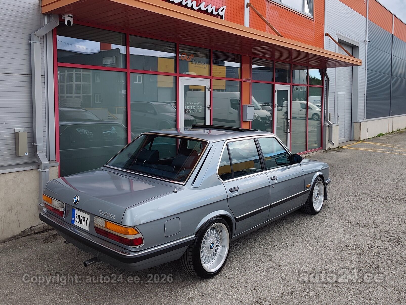 BMW 525 - 5