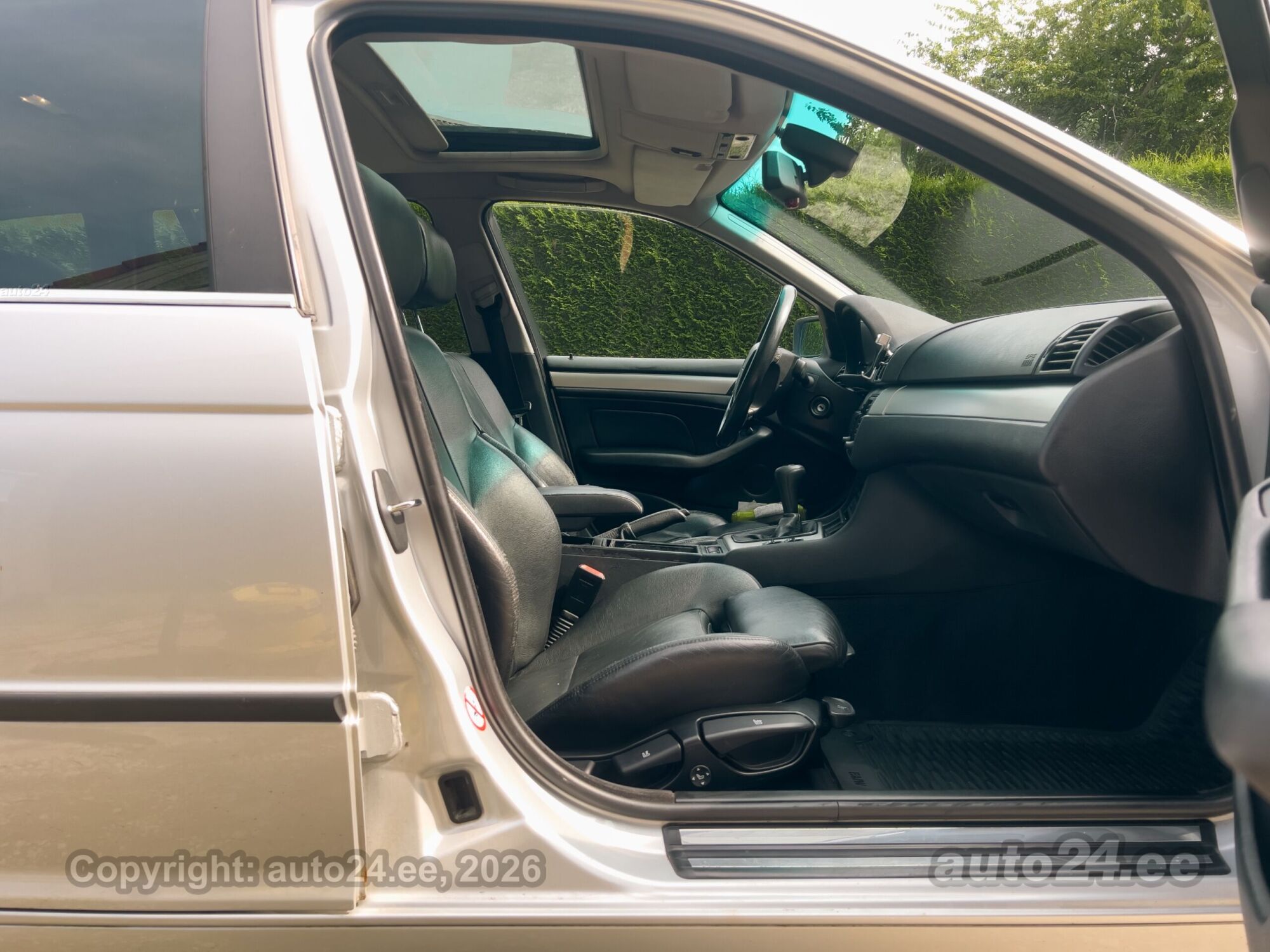 BMW 3-sarja 330 2.9 135kW 2002, kuva 7/10