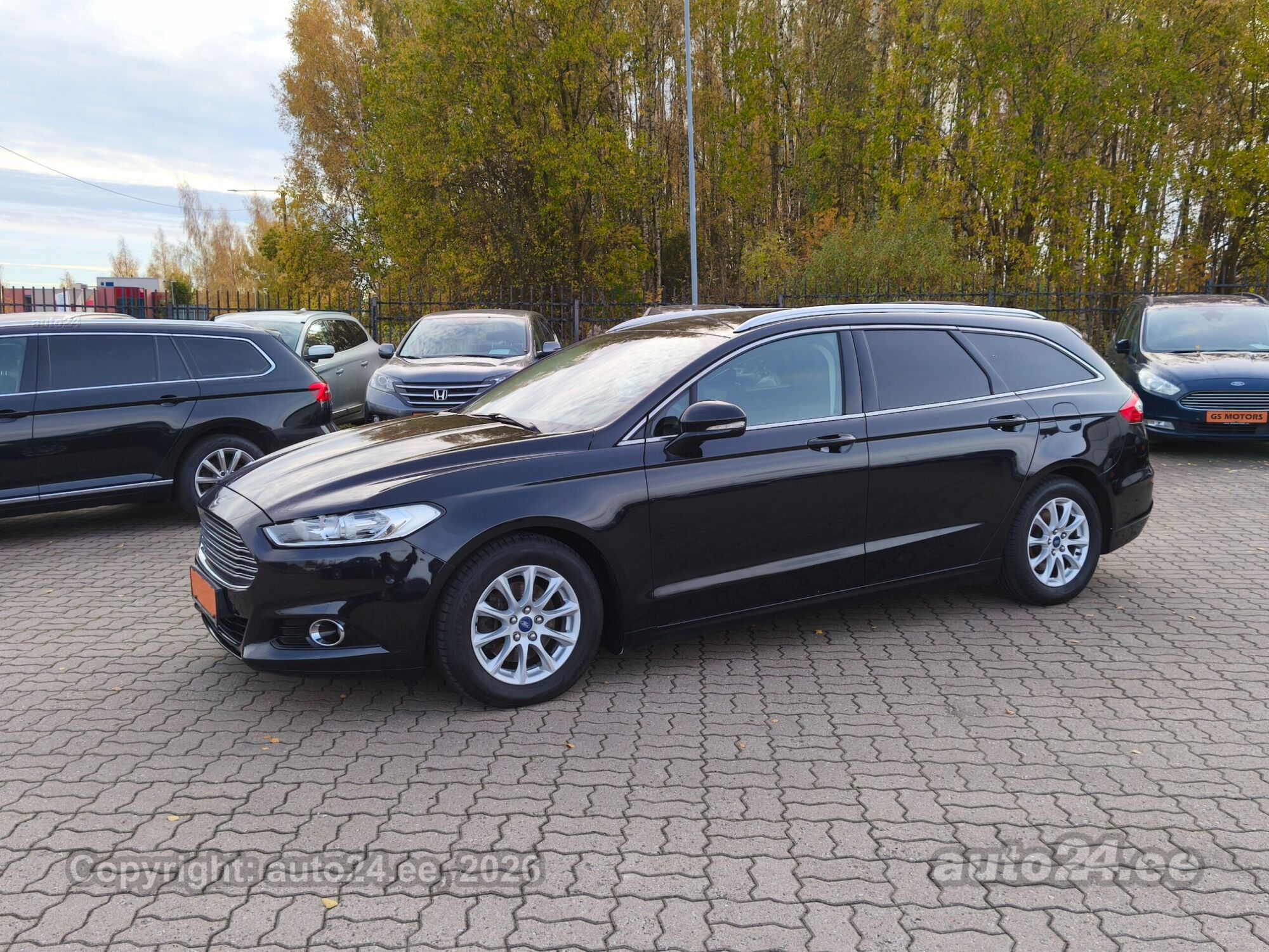 Ford Mondeo 2015 — rear view