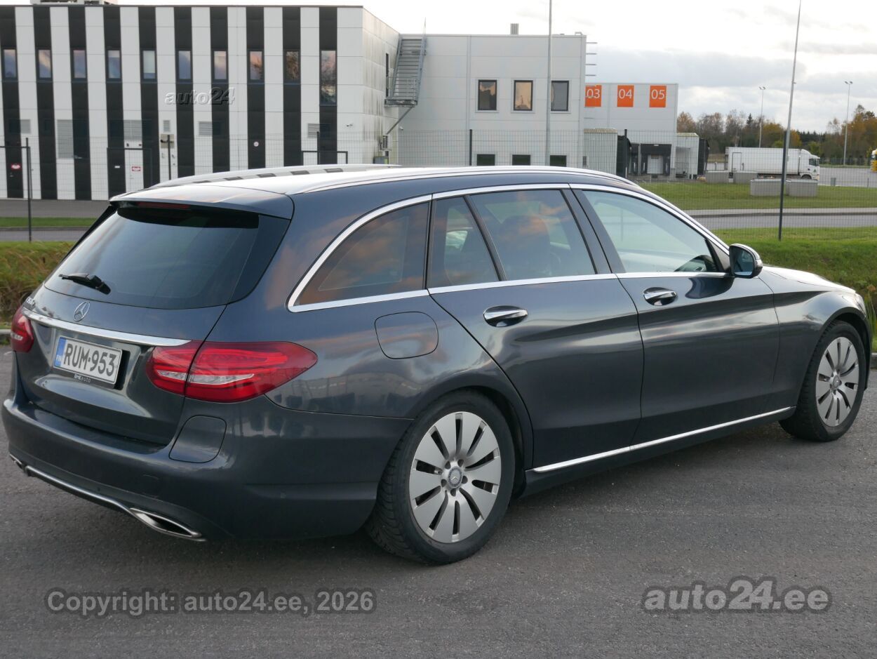 Mercedes-Benz C-sarja 2015, photo 4/10