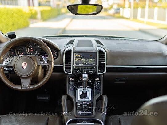 Porsche Cayenne - 5