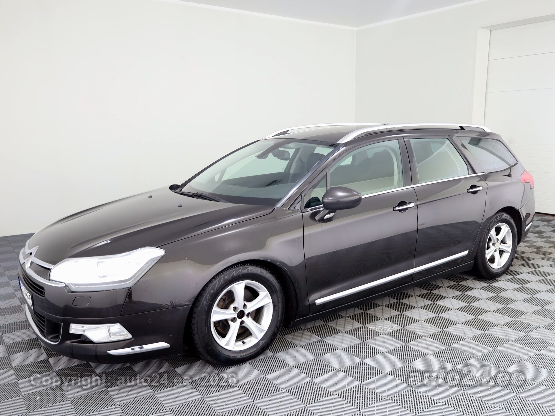 Citroen C5 2013 — rear view