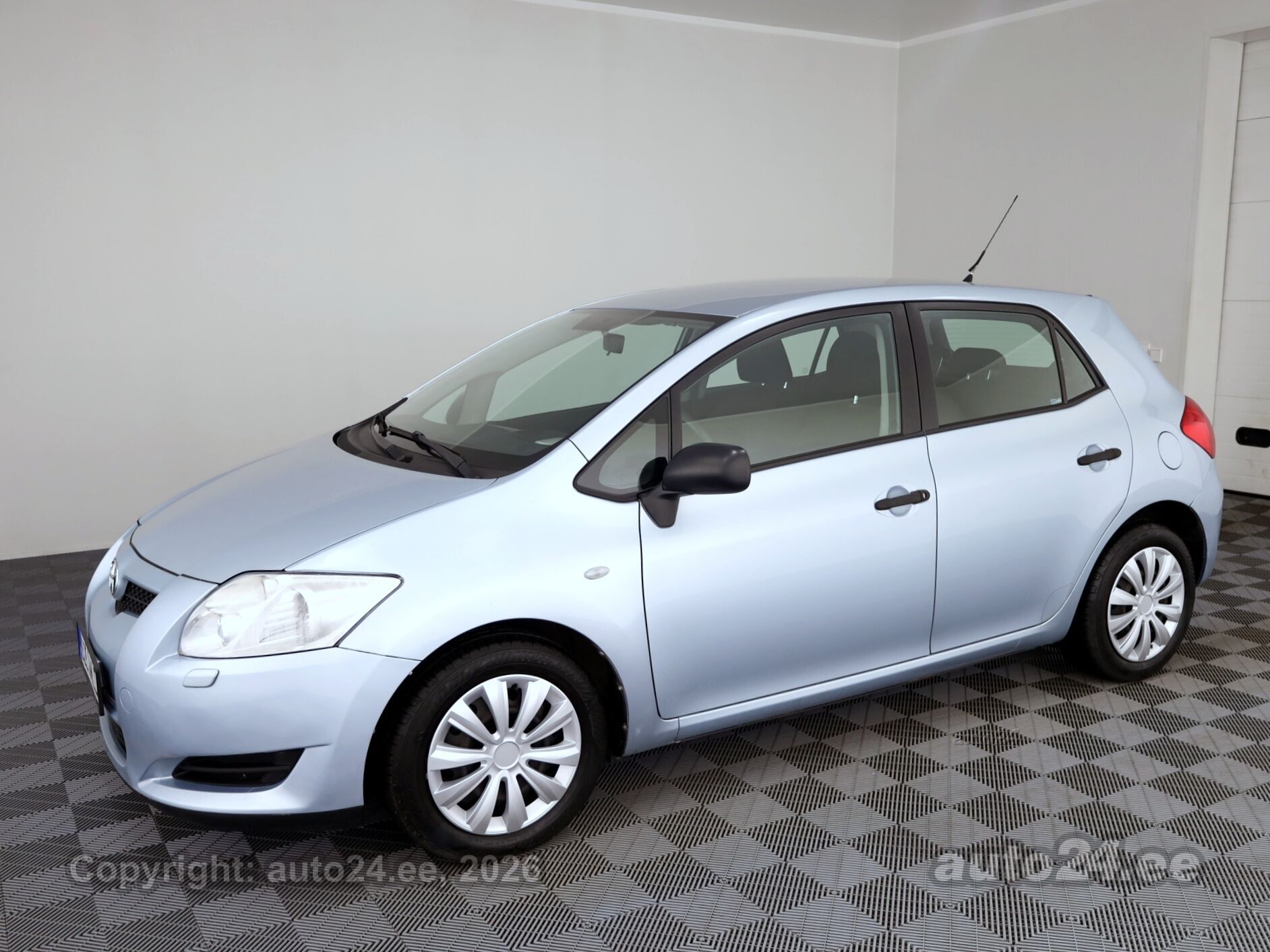 Toyota Auris - 2