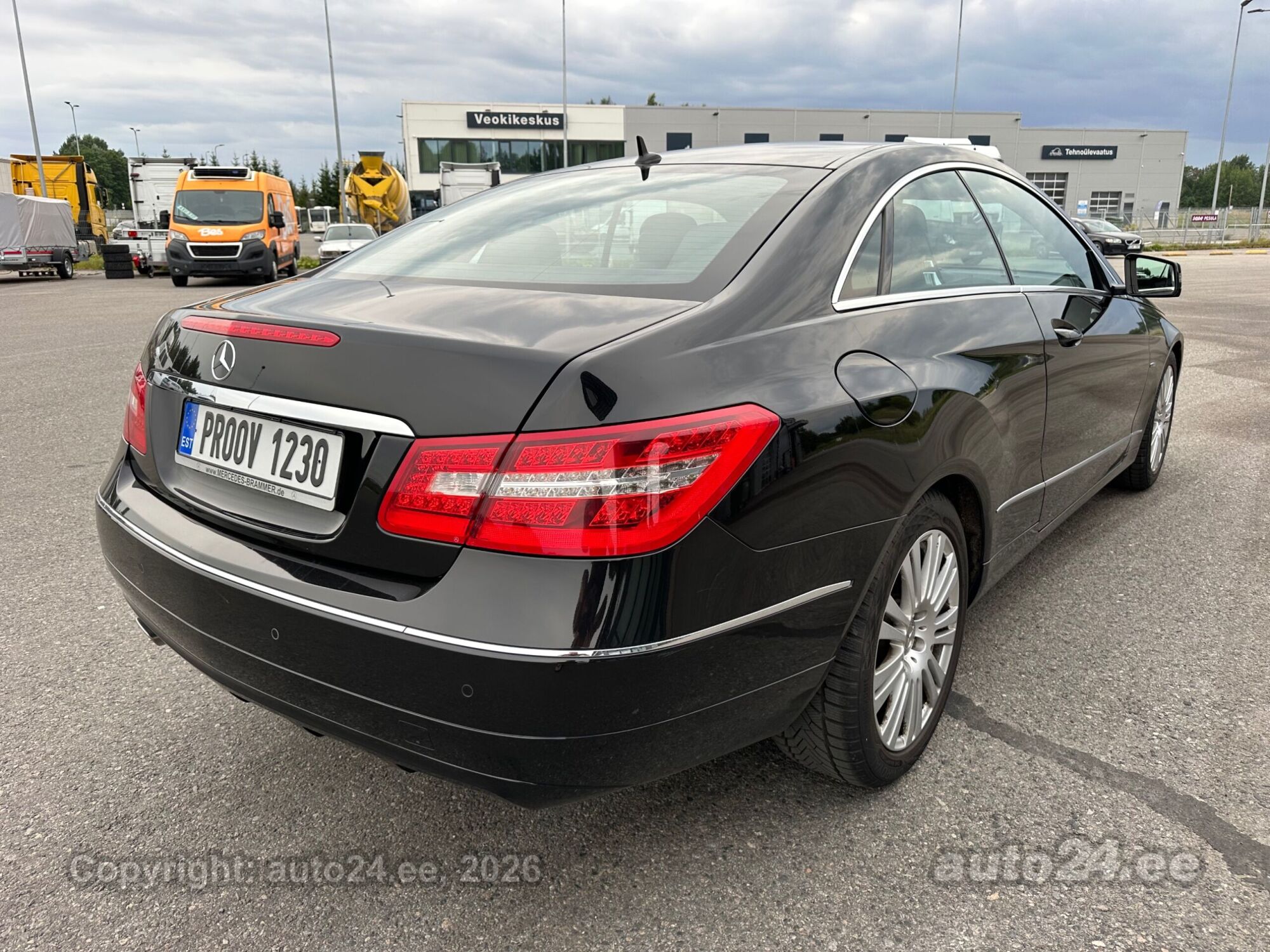 Mercedes-Benz E-sarja E 200 135kW 2010, kuva 5/10