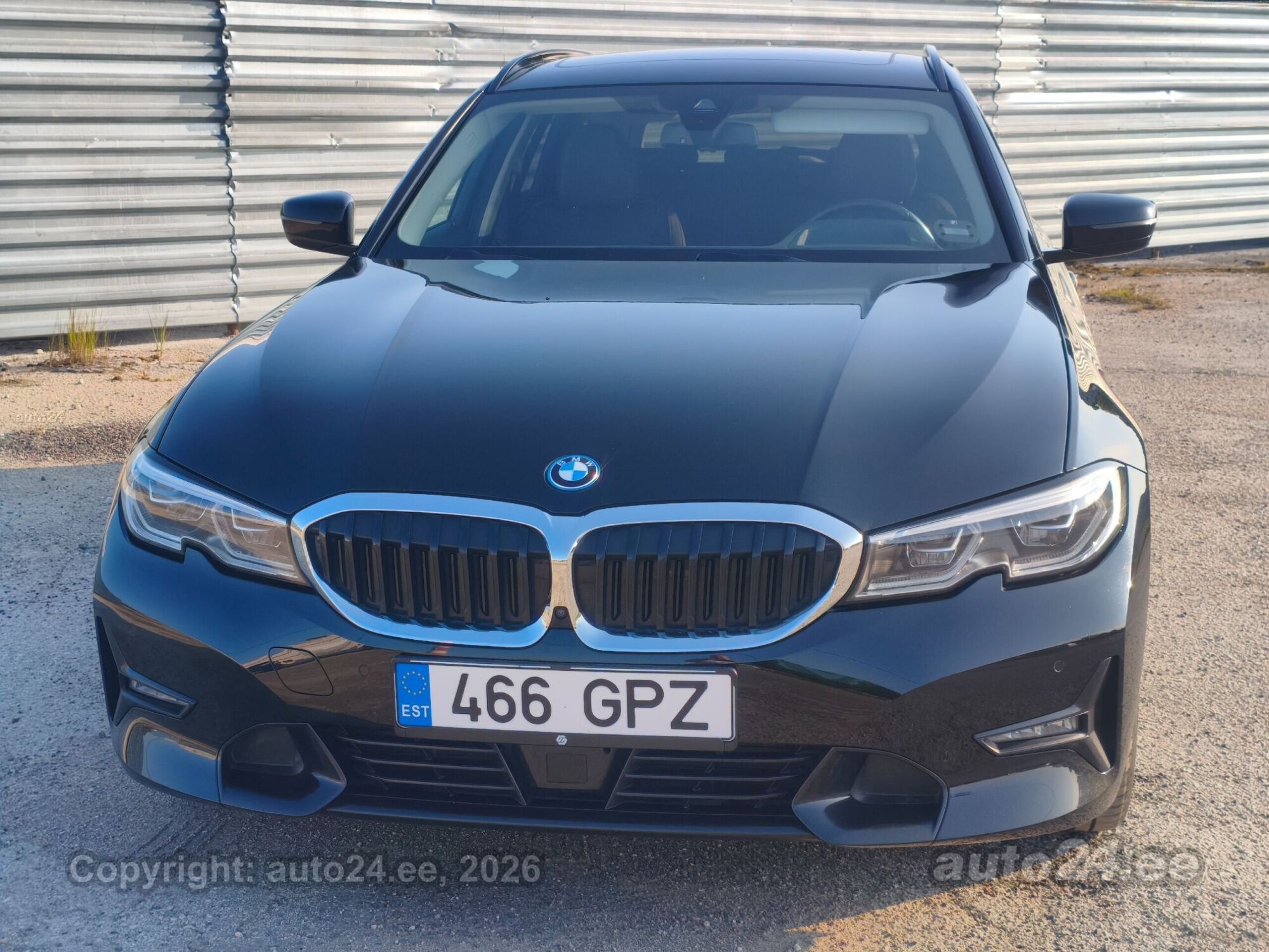 BMW 3-sarja 2021, kuva 2/10