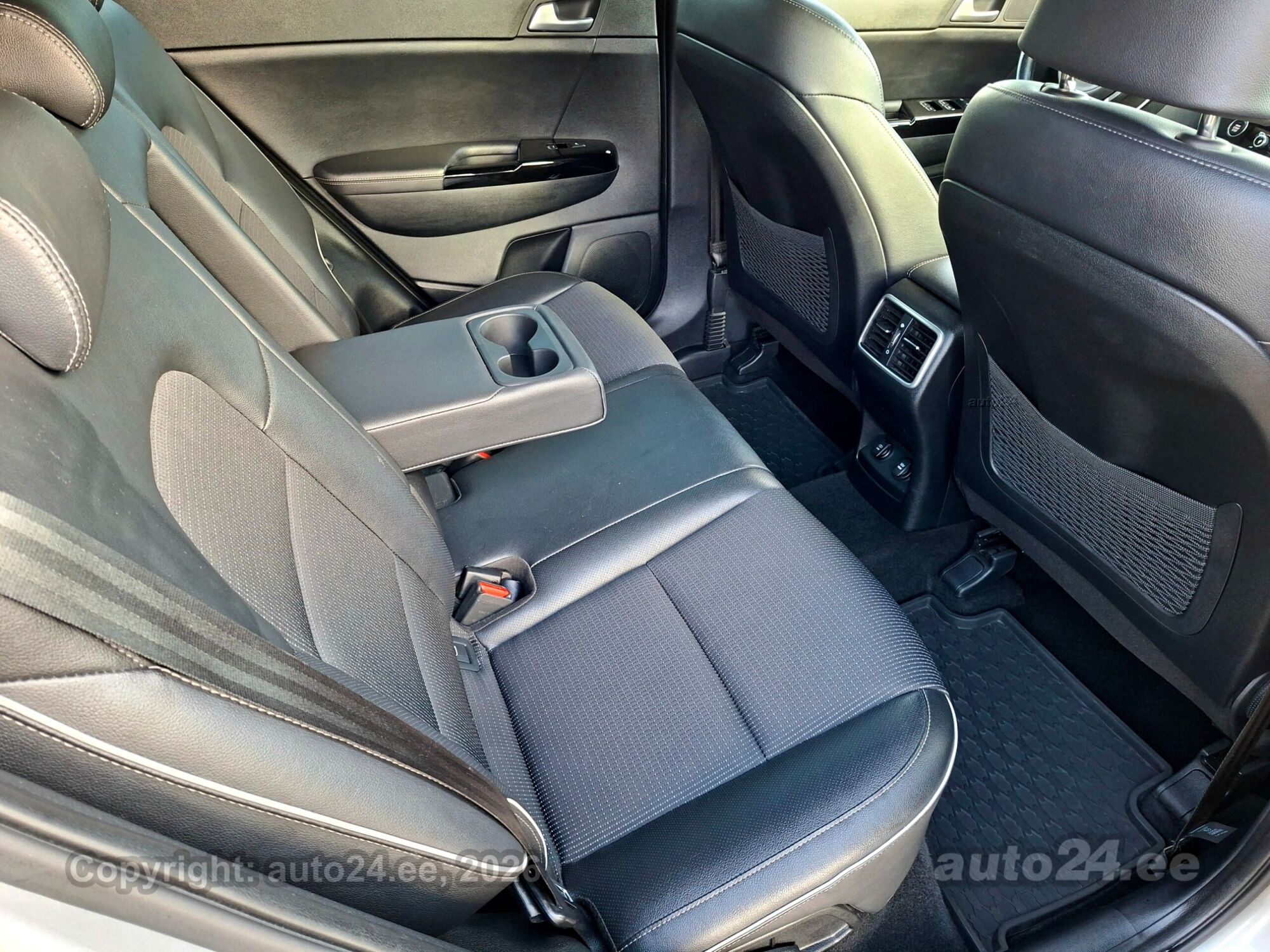 KIA Sportage - 10