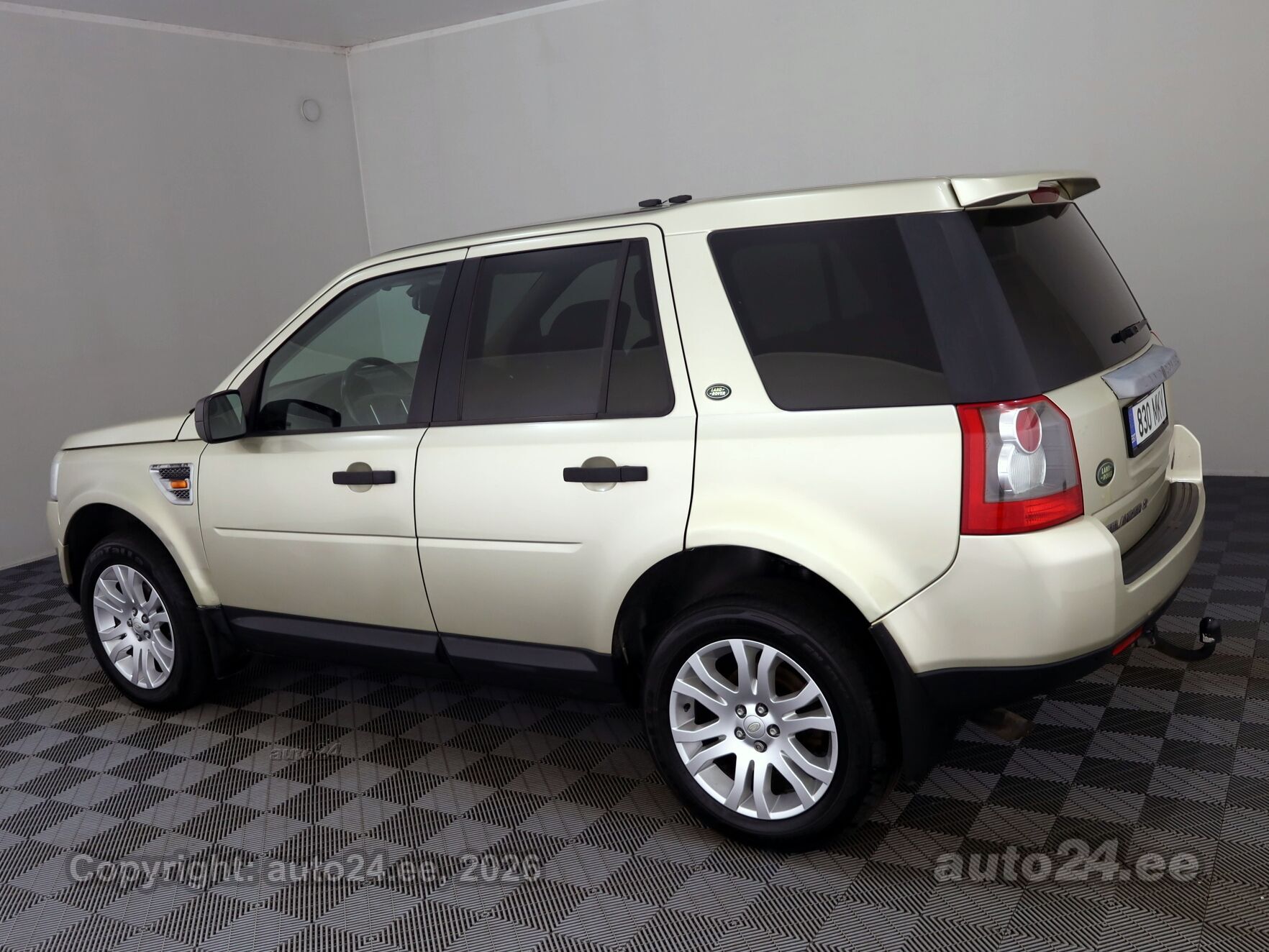 Land Rover Freelander 2008 — engine 2179 cm³ (118 kW)