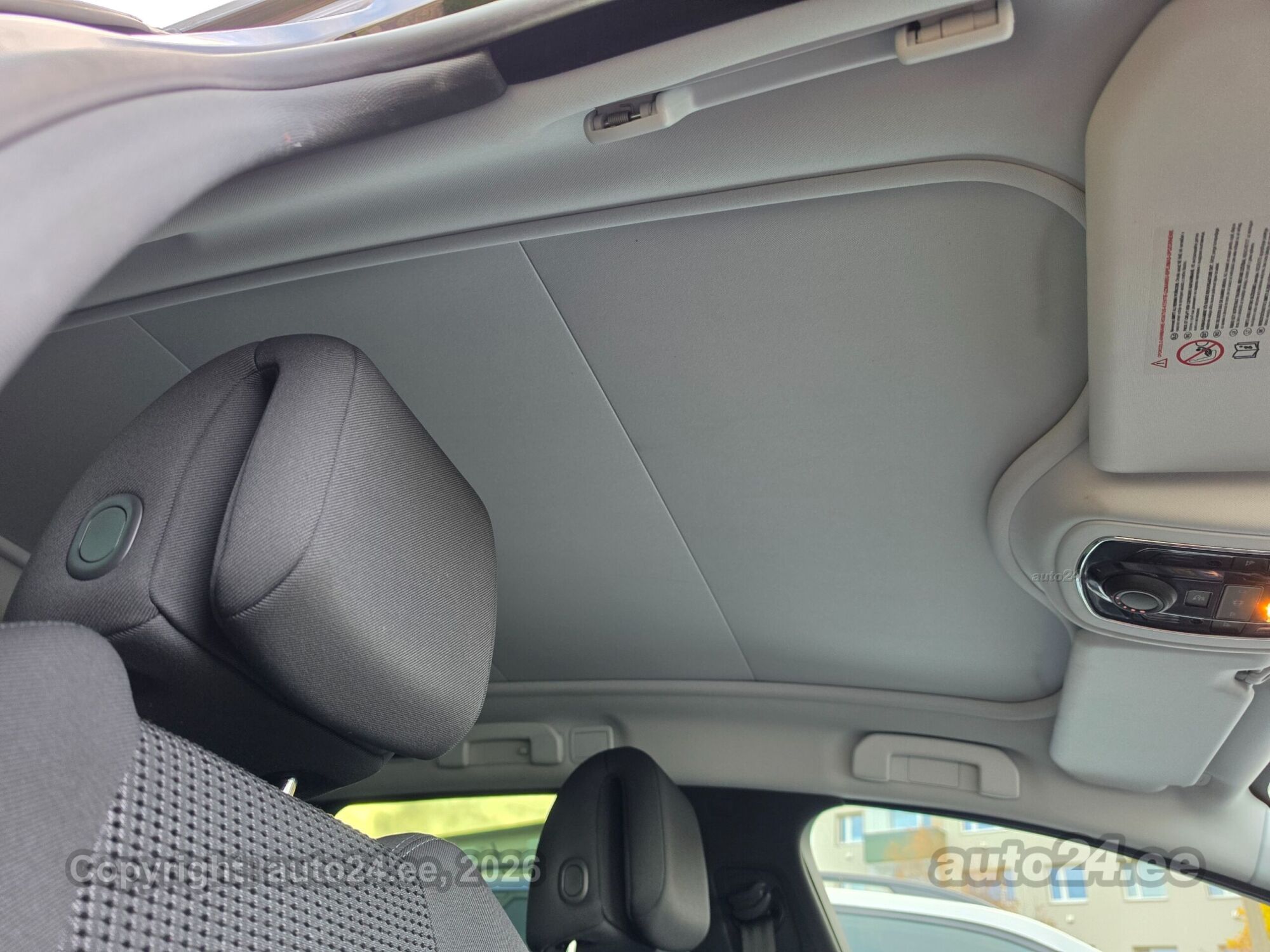 Peugeot 508 2013 — photo 11