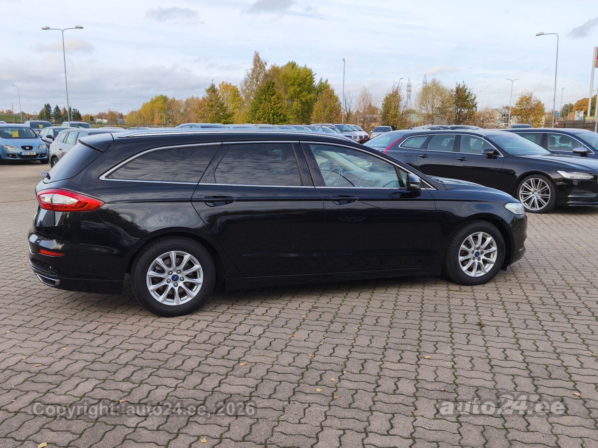 Ford Mondeo 2015 — photo 15