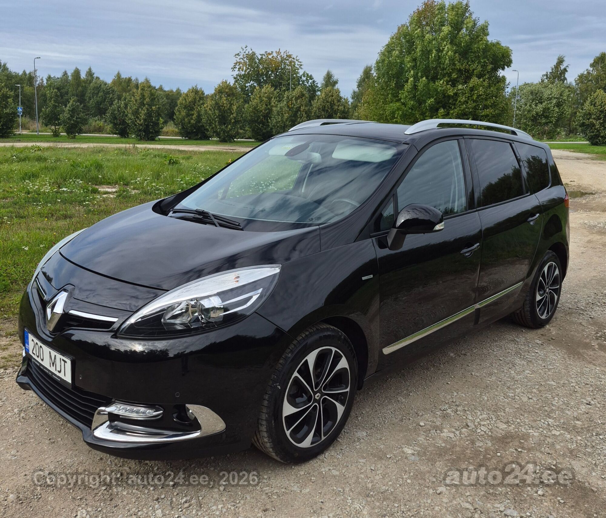 Renault Grand Scenic - 1