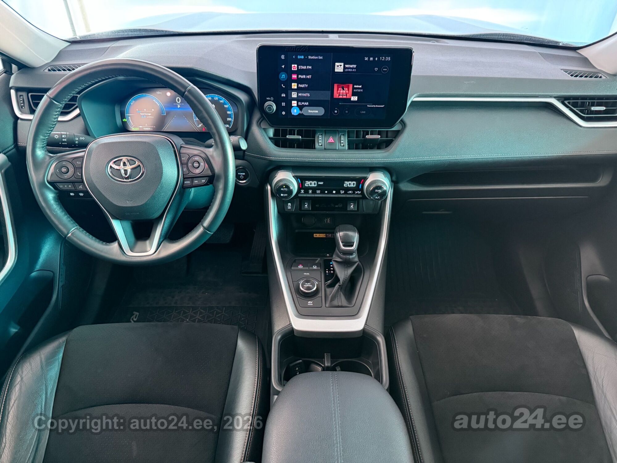 Toyota RAV4 - 5
