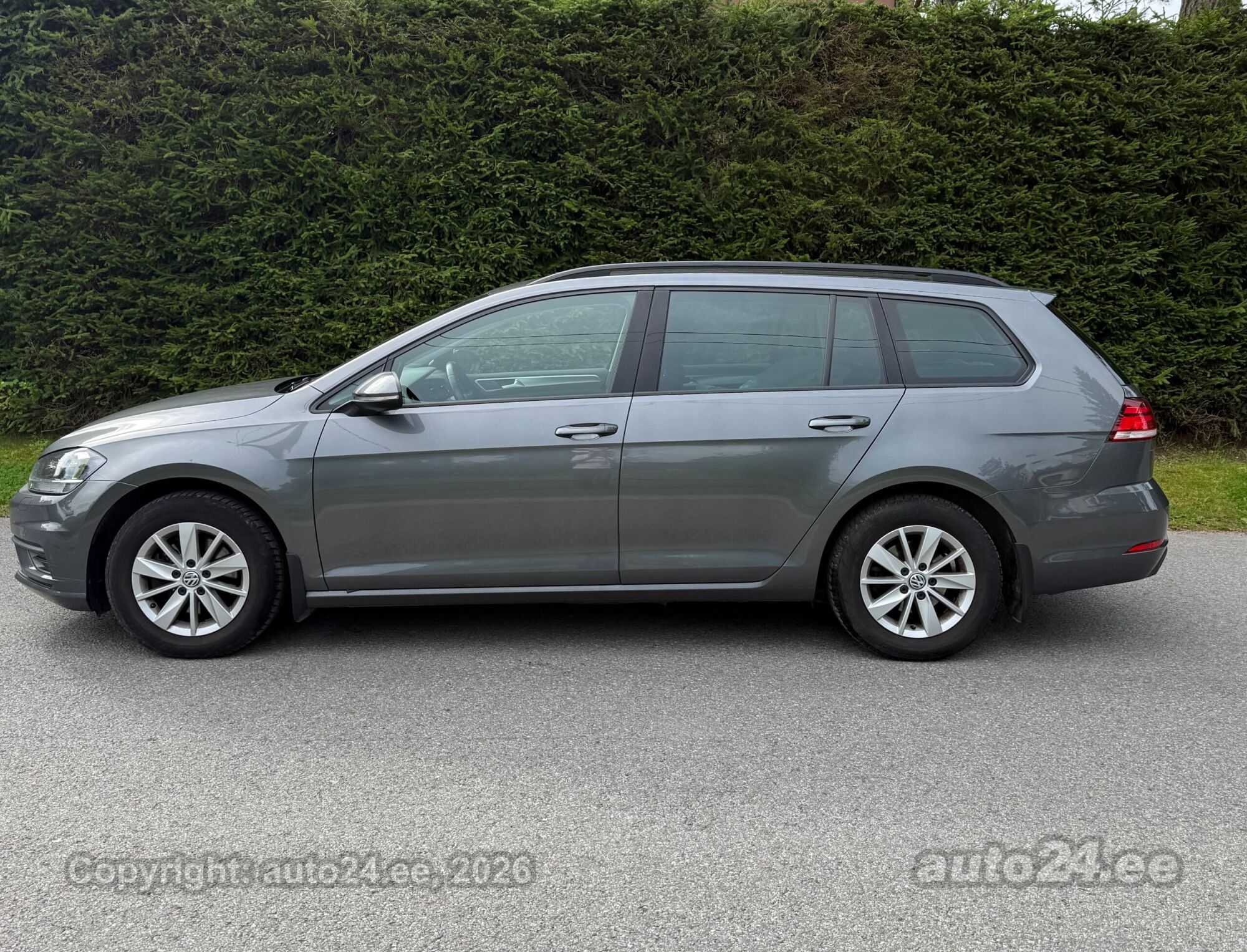 Volkswagen Golf Facelift 1.4 92kW 2017, photo 3/10