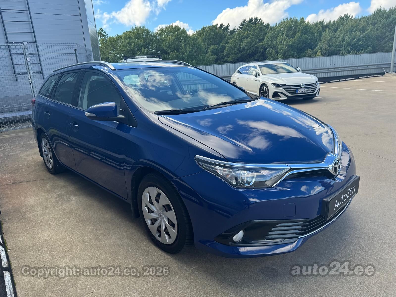 Toyota Auris Touring Sports 1.6 97kW 2018, photo 3/10