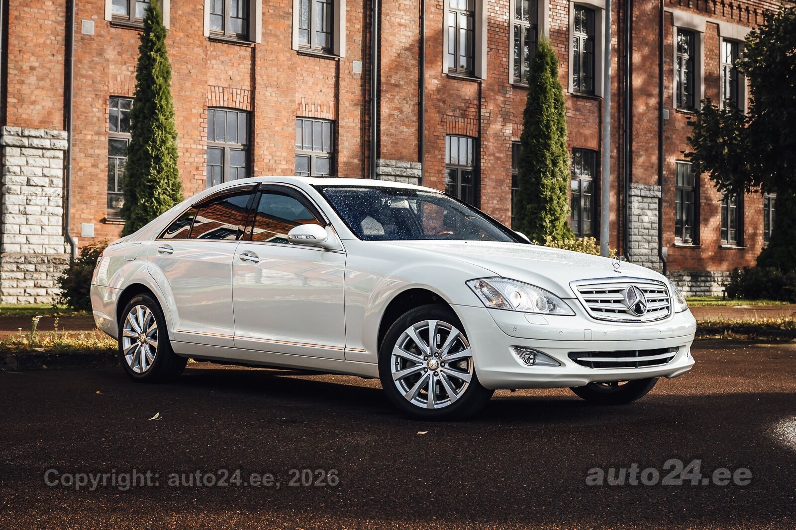 Mercedes-Benz 500 - 3