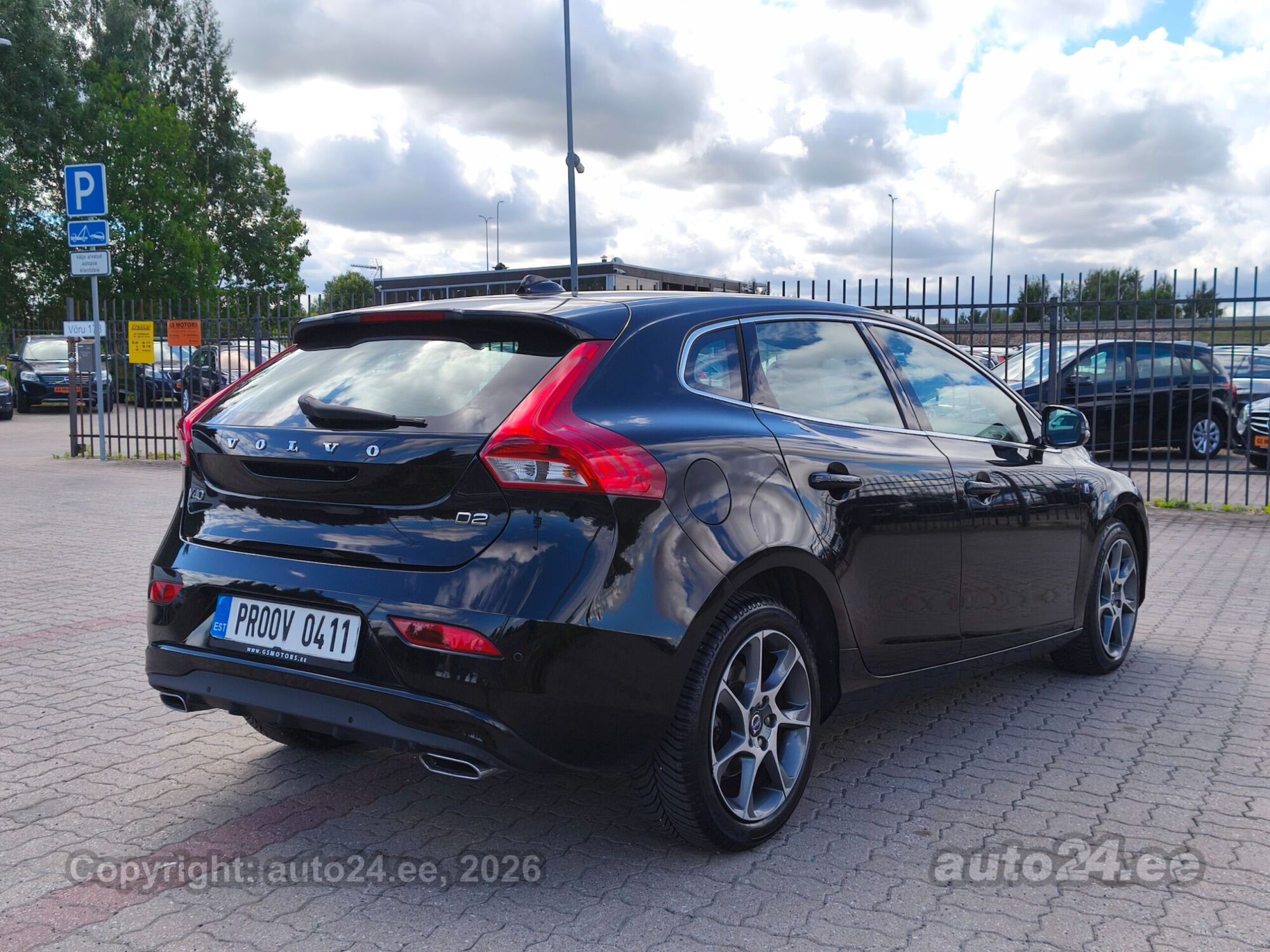 Volvo V40 Ocean Race Edition D2 88kW 2016, kuva 3/10