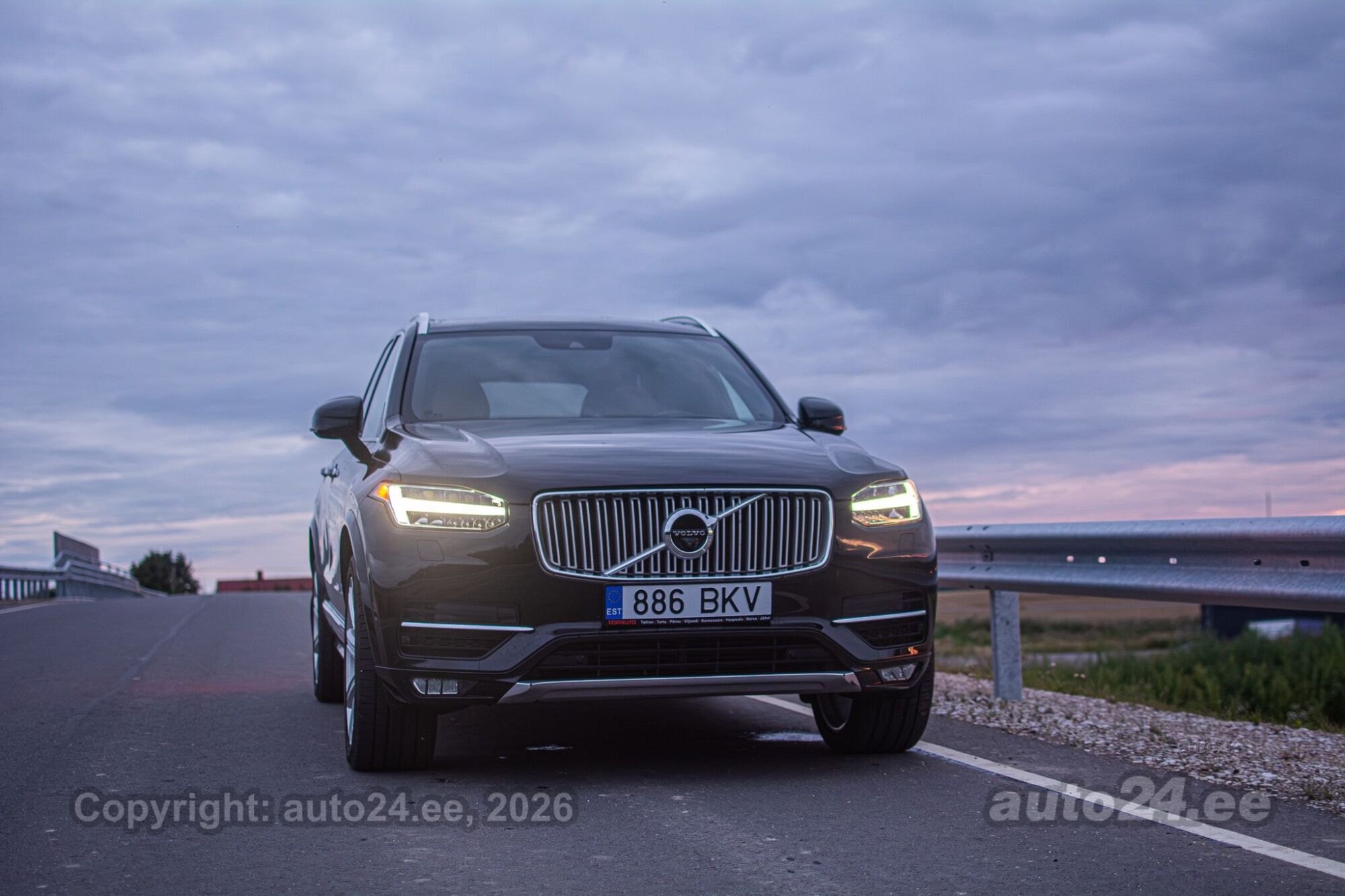 Volvo XC90 2017, photo 4/10
