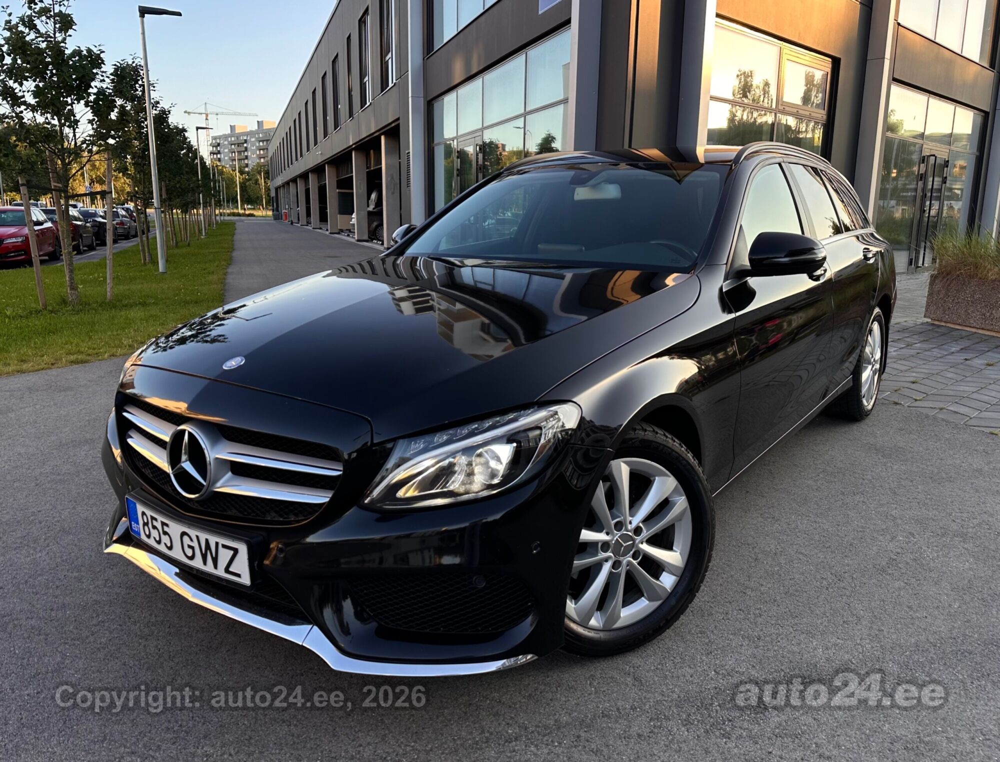 Mercedes-Benz C-sarja 2015, photo 2/10