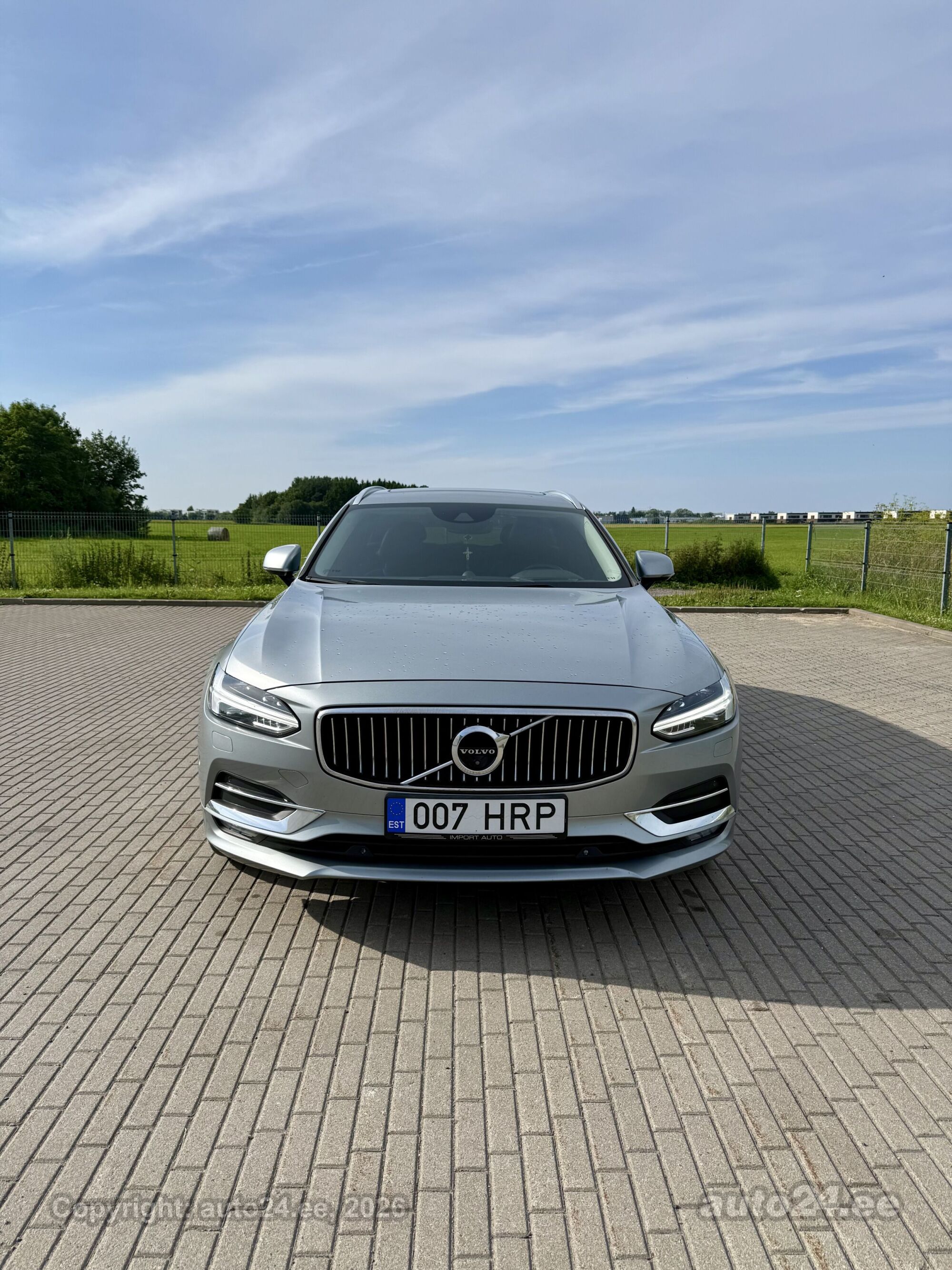 Volvo V90 2017
