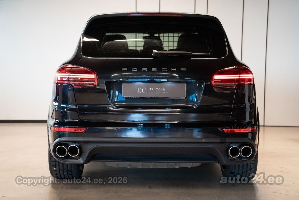 Porsche Cayenne - 5