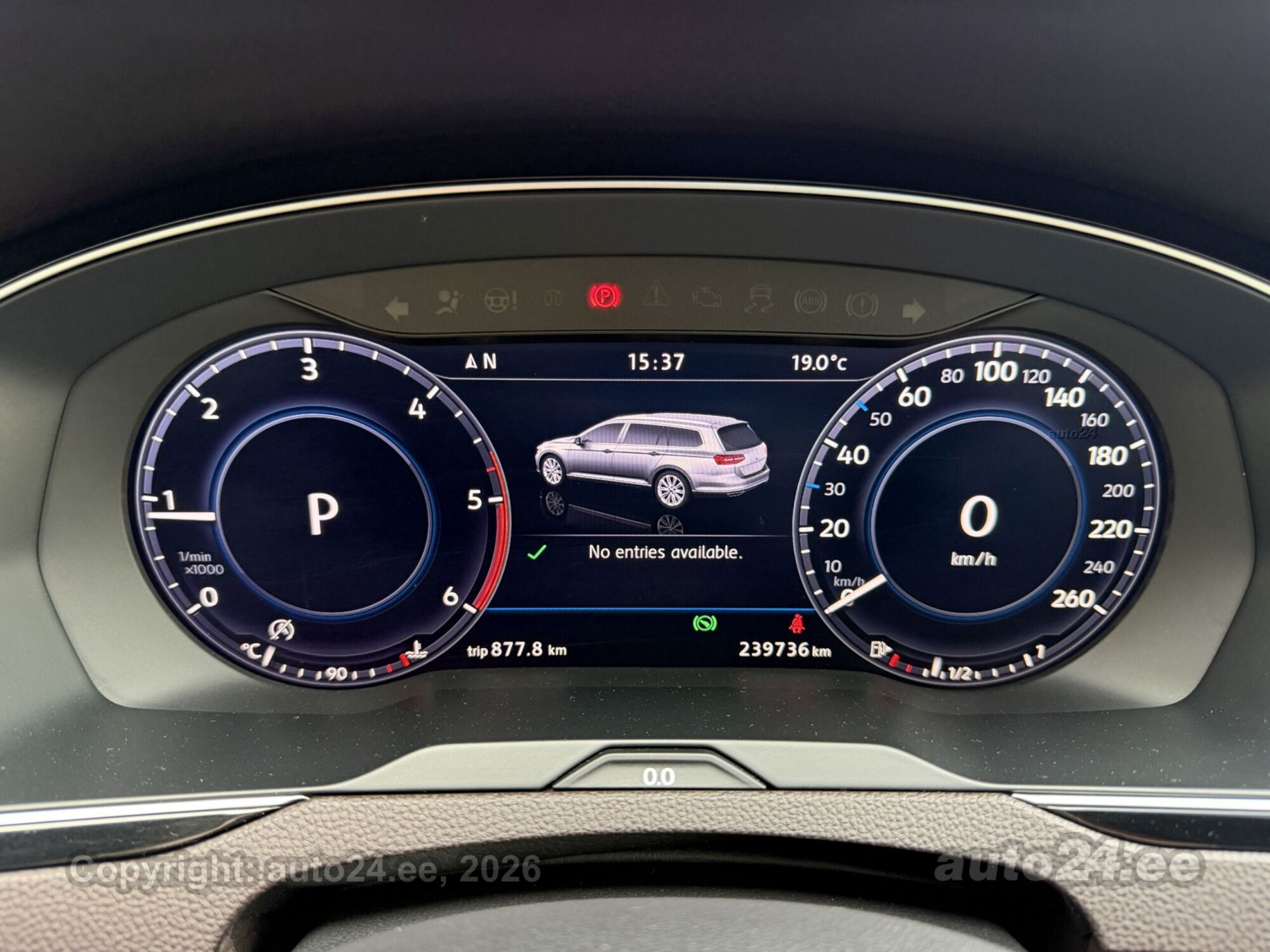 Volkswagen Passat - 8