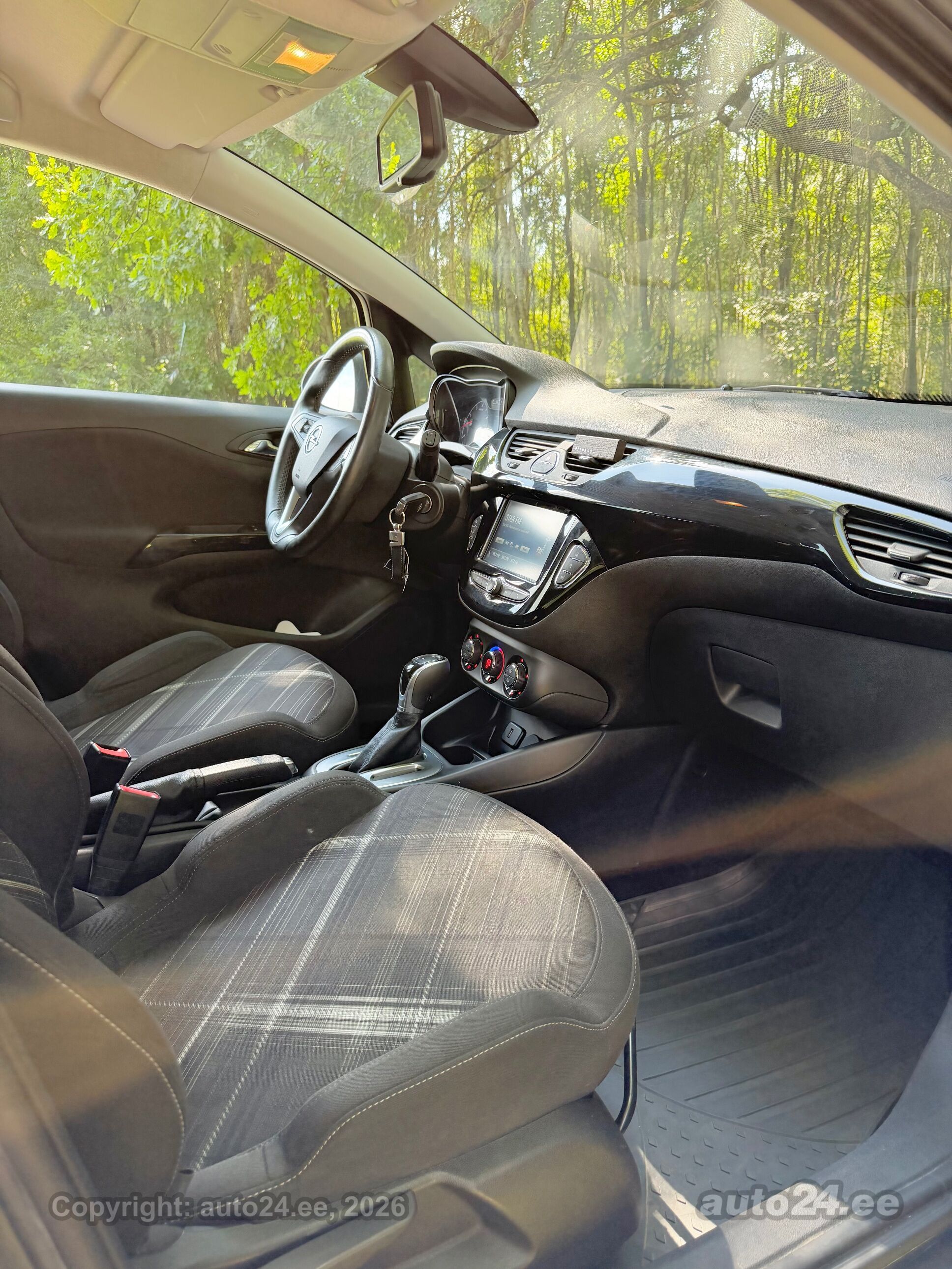 Opel Corsa 1.4 66kW 2016, photo 6/9